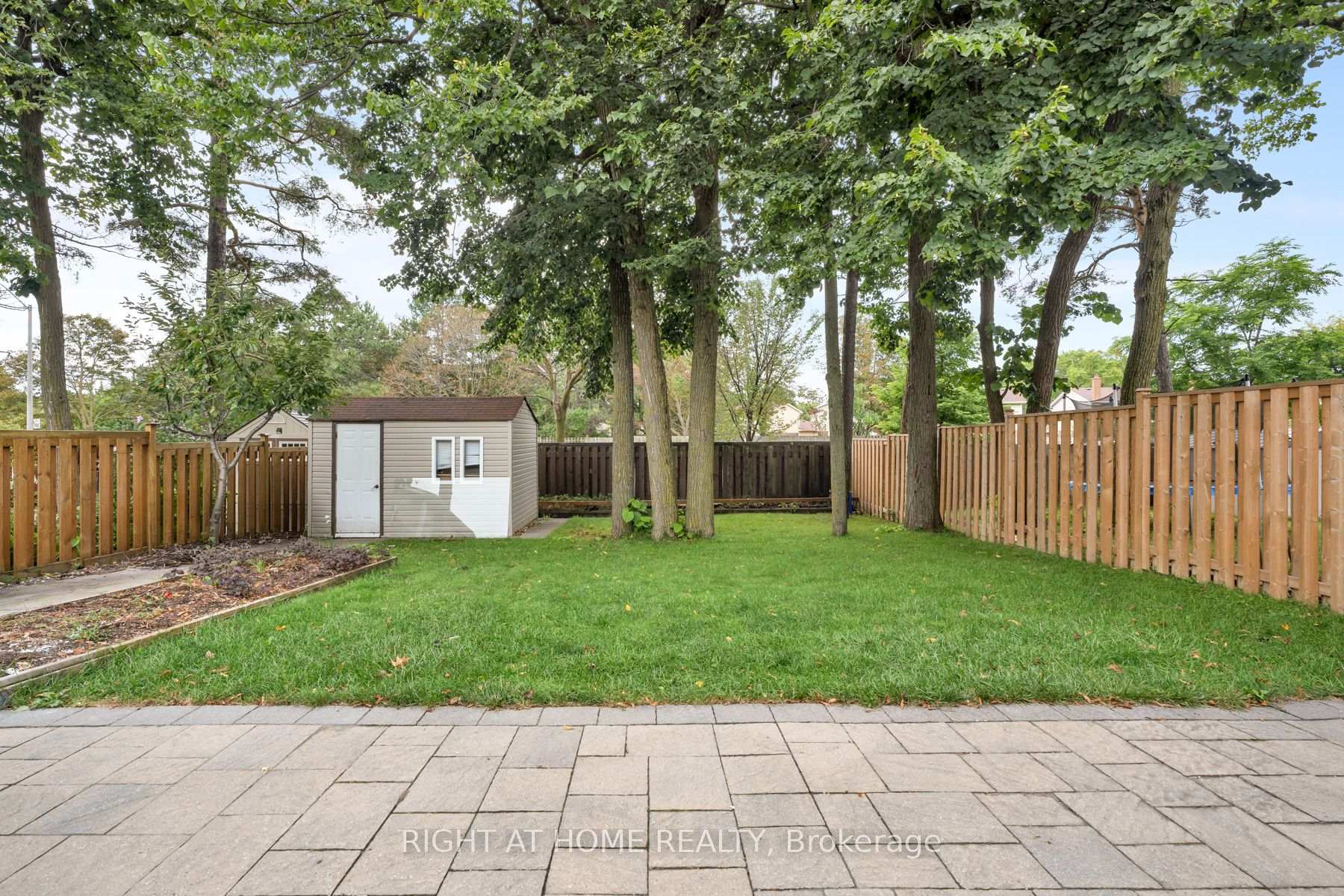Photo 48 of 167 Goldhawk Trail, Scarborough, Milliken — HOMEH