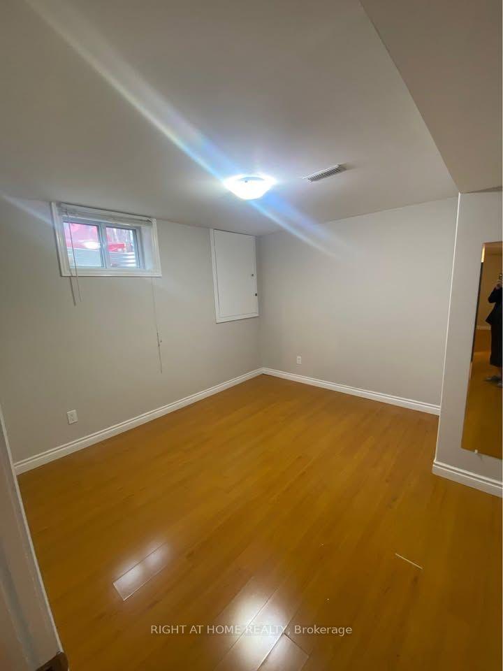 Photo 52 of 167 Goldhawk Trail, Scarborough, Milliken — HOMEH