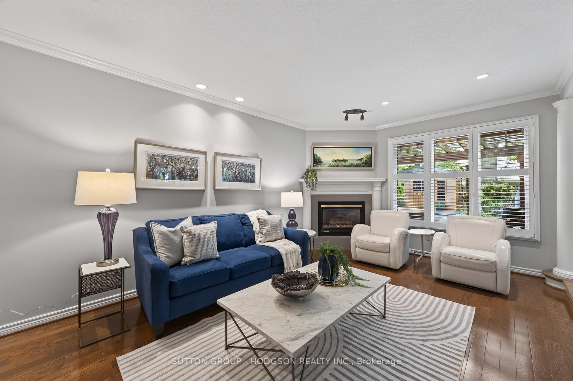 Photo 17 of 103 Carriage Hill Drive, London, North G — HOMEH