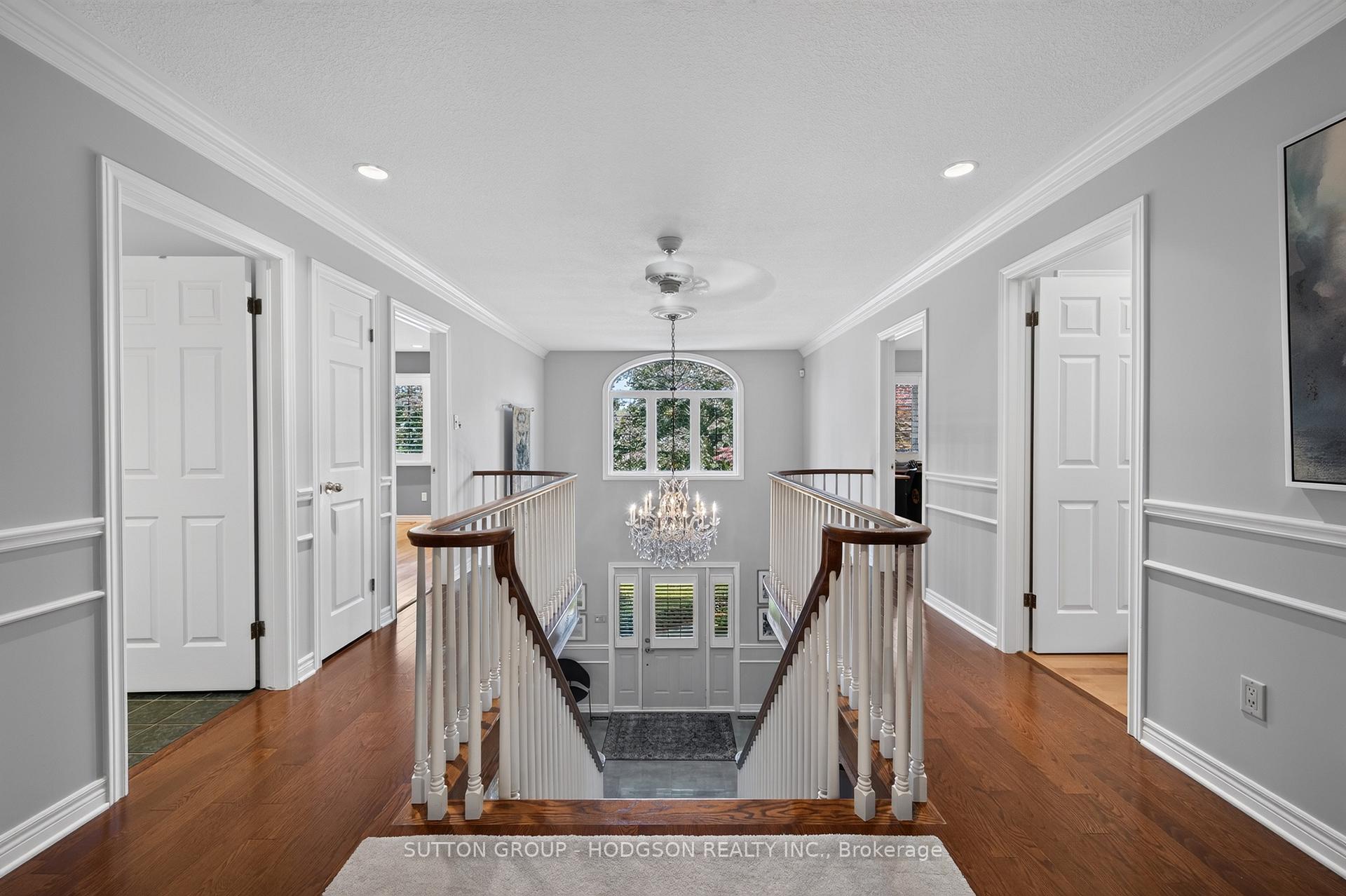 Photo 22 of 103 Carriage Hill Drive, London, North G — HOMEH