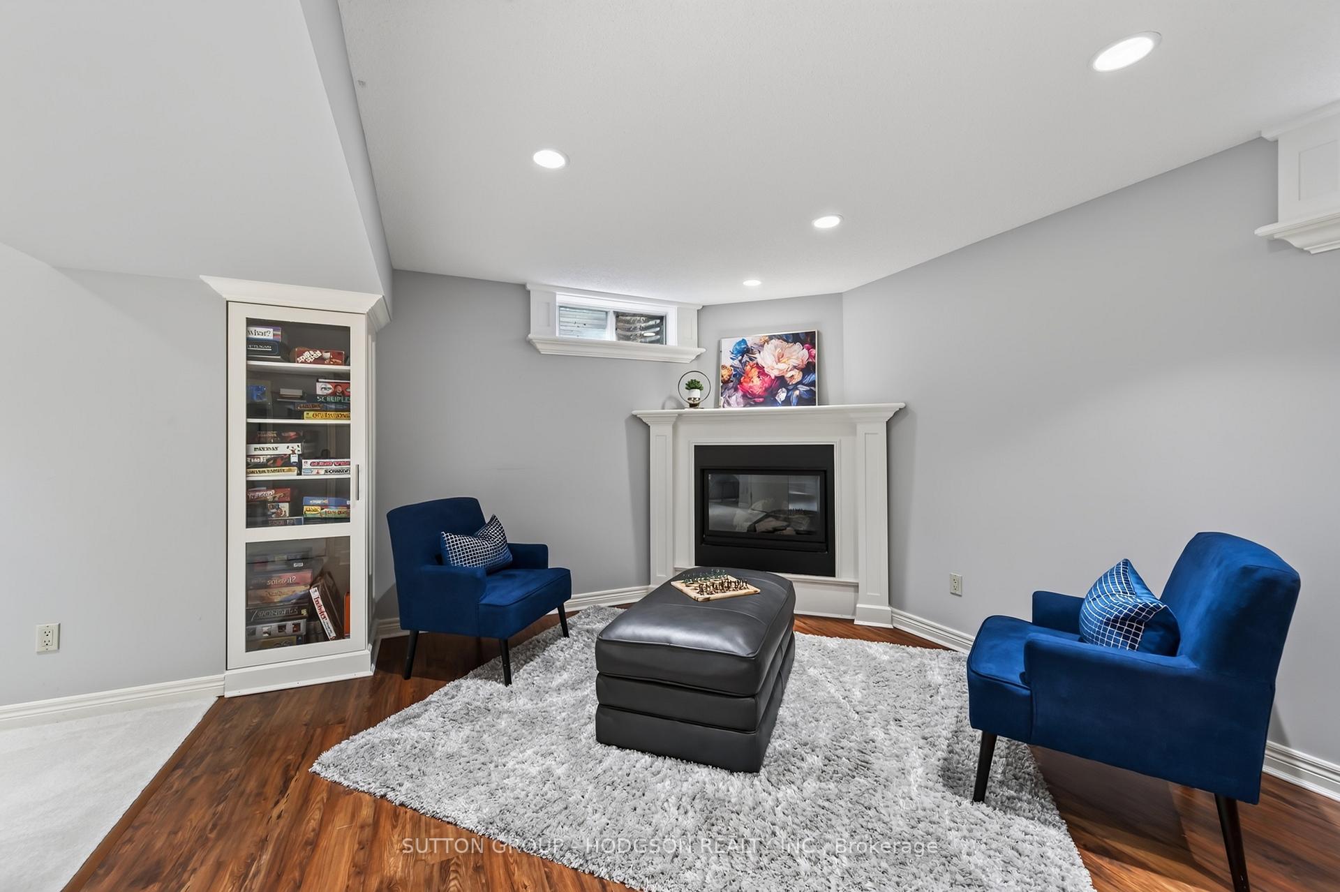 Photo 31 of 103 Carriage Hill Drive, London, North G — HOMEH