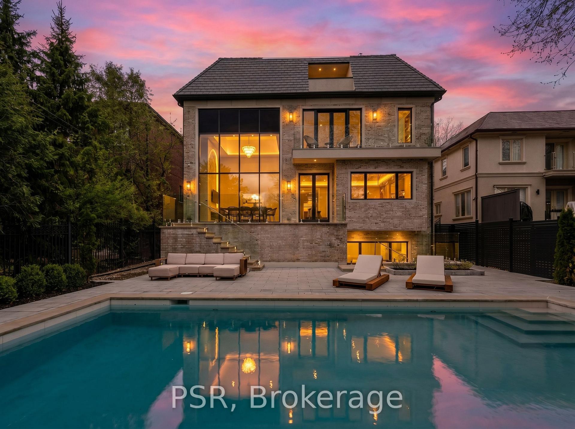 Photo 97 of 117 Yonge Boulevard, Toronto, Bedford Park-Nortown — HOMEH
