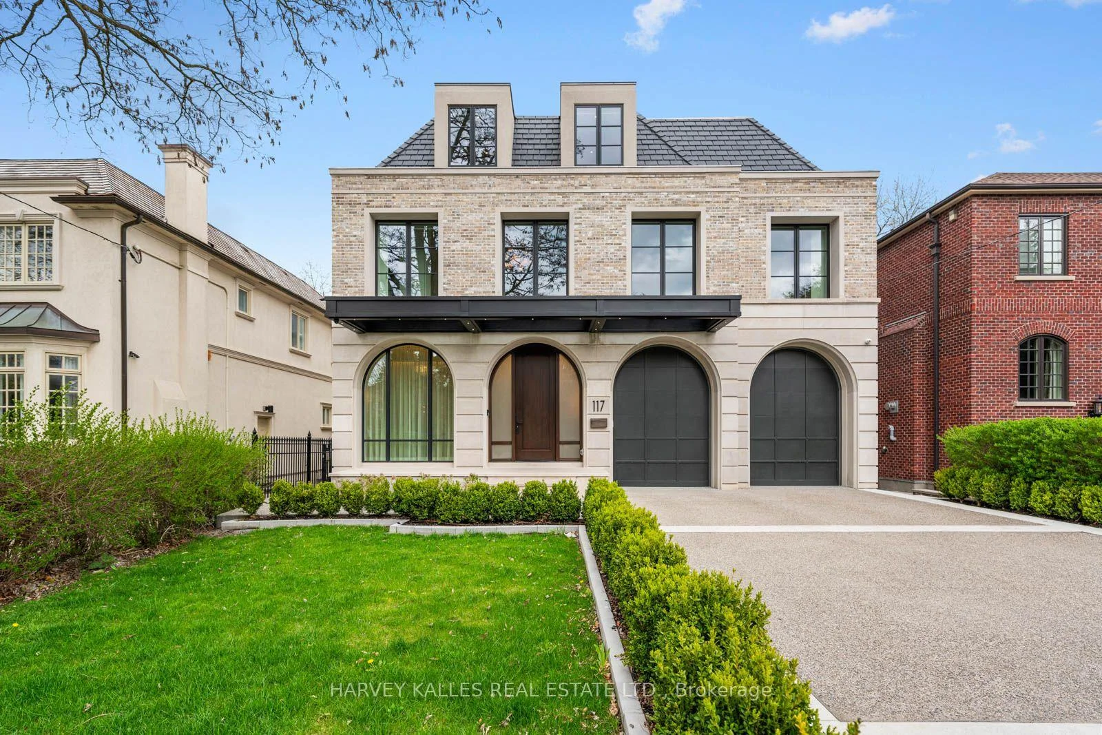 Photo 4 of 117 Yonge Boulevard, Toronto, Bedford Park-Nortown — HOMEH