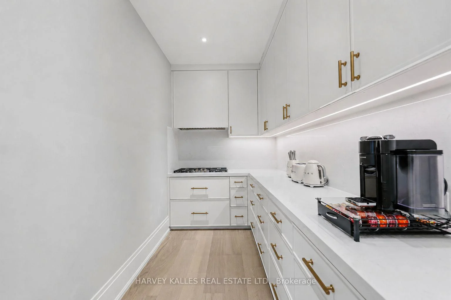 Photo 32 of 117 Yonge Boulevard, Toronto, Bedford Park-Nortown — HOMEH