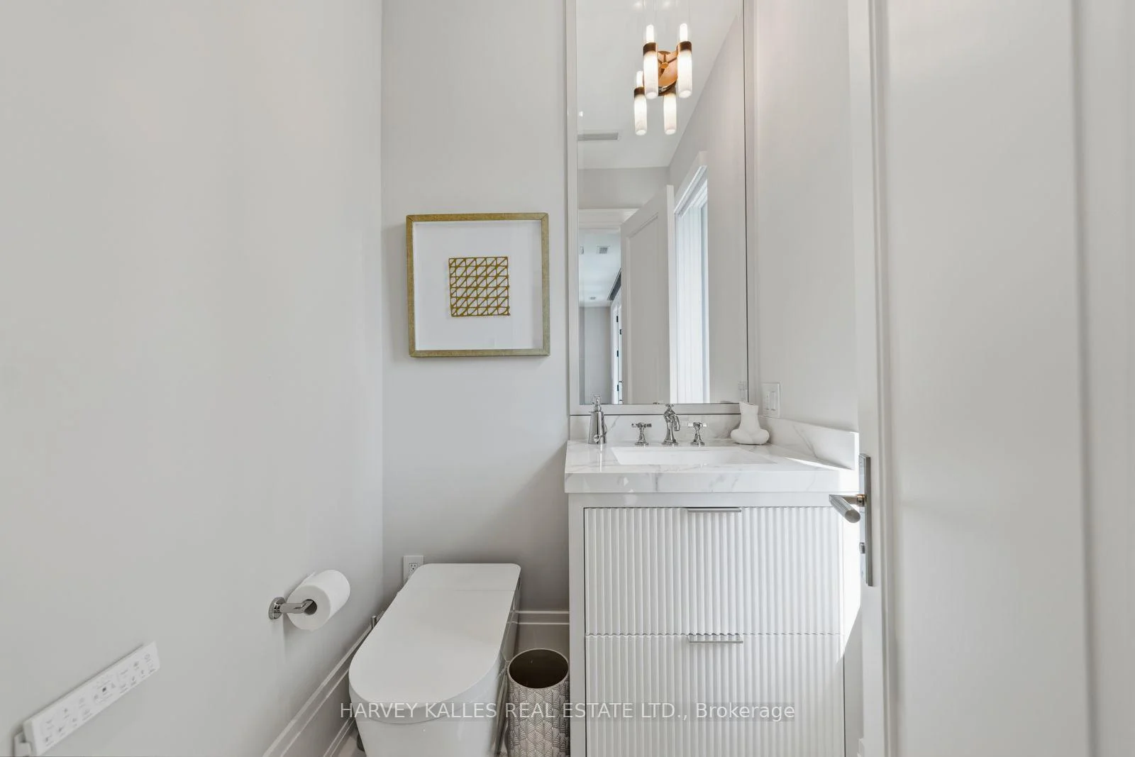 Photo 48 of 117 Yonge Boulevard, Toronto, Bedford Park-Nortown — HOMEH