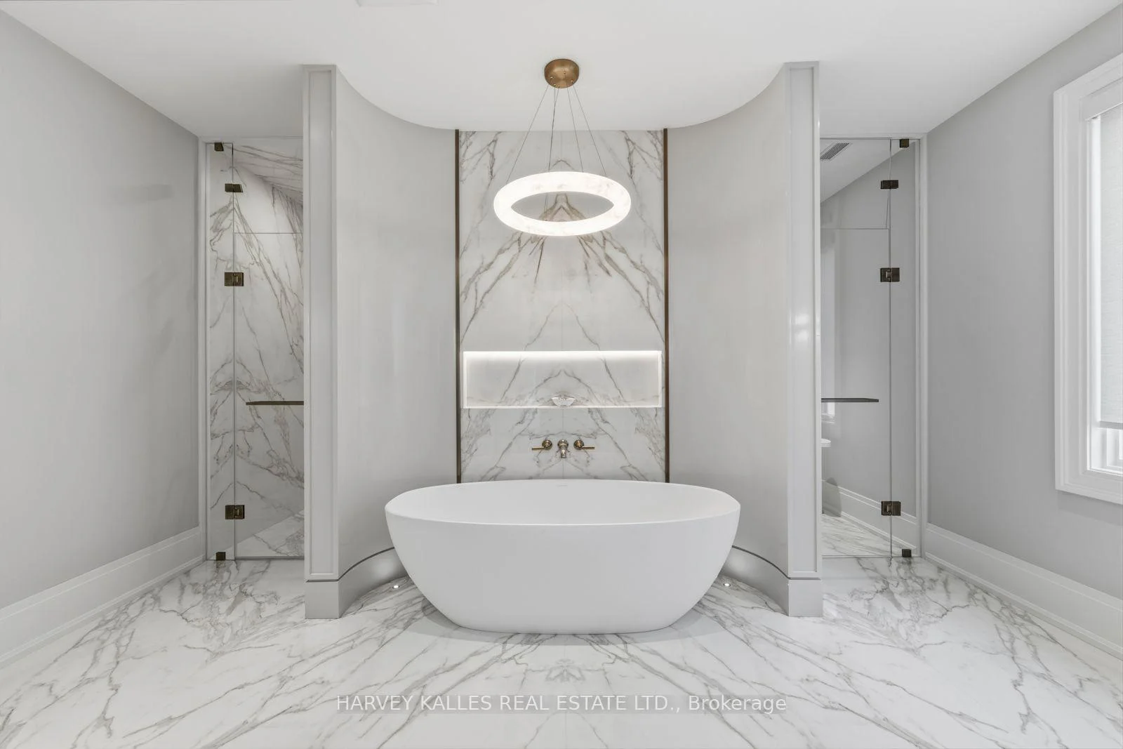 Photo 60 of 117 Yonge Boulevard, Toronto, Bedford Park-Nortown — HOMEH