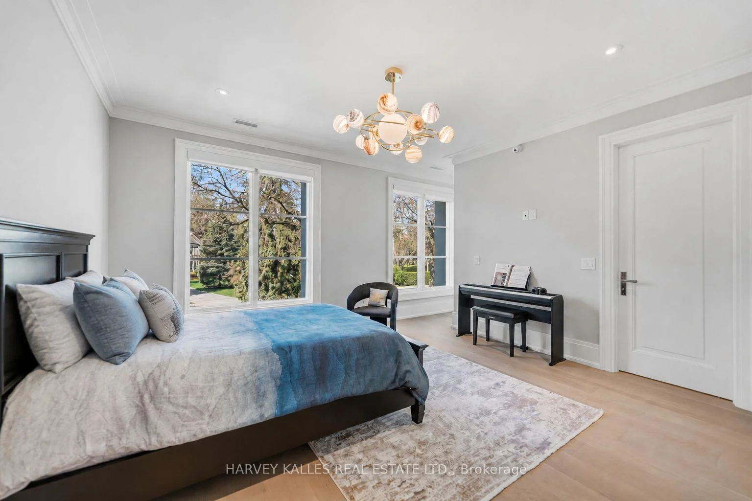 Photo 70 of 117 Yonge Boulevard, Toronto, Bedford Park-Nortown — HOMEH