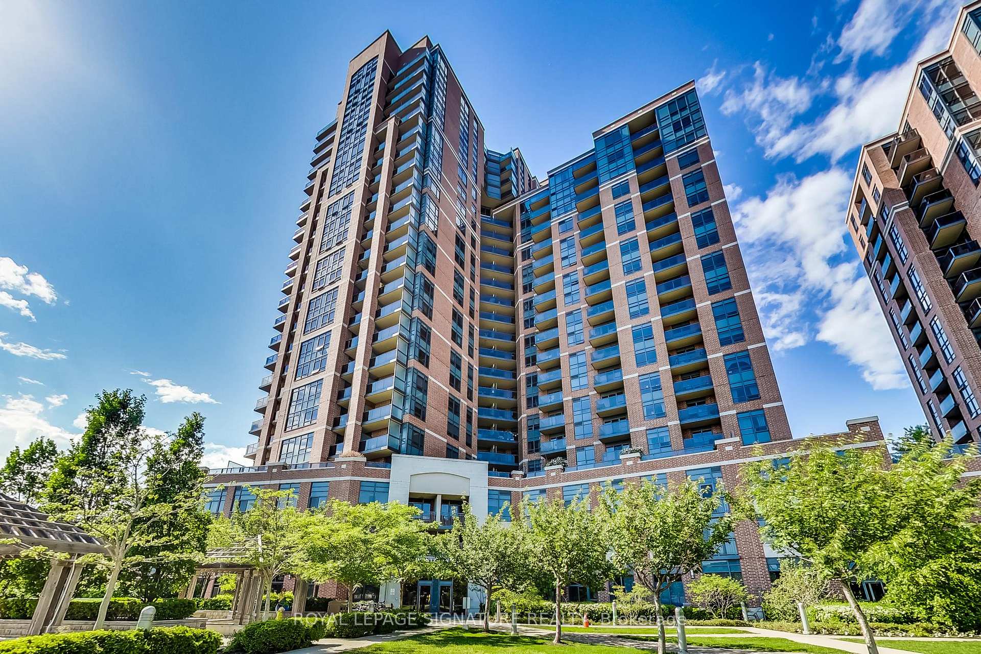 Photo 50 of Unit 1319, 60 Heintzman Street, Toronto, Junction Area — HOMEH