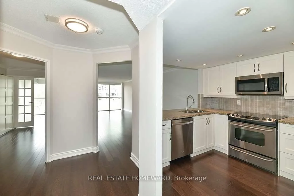 Photo 6 of Unit 402, 15 Maitland Place, Toronto, Cabbagetown-South St. James Town — HOMEH
