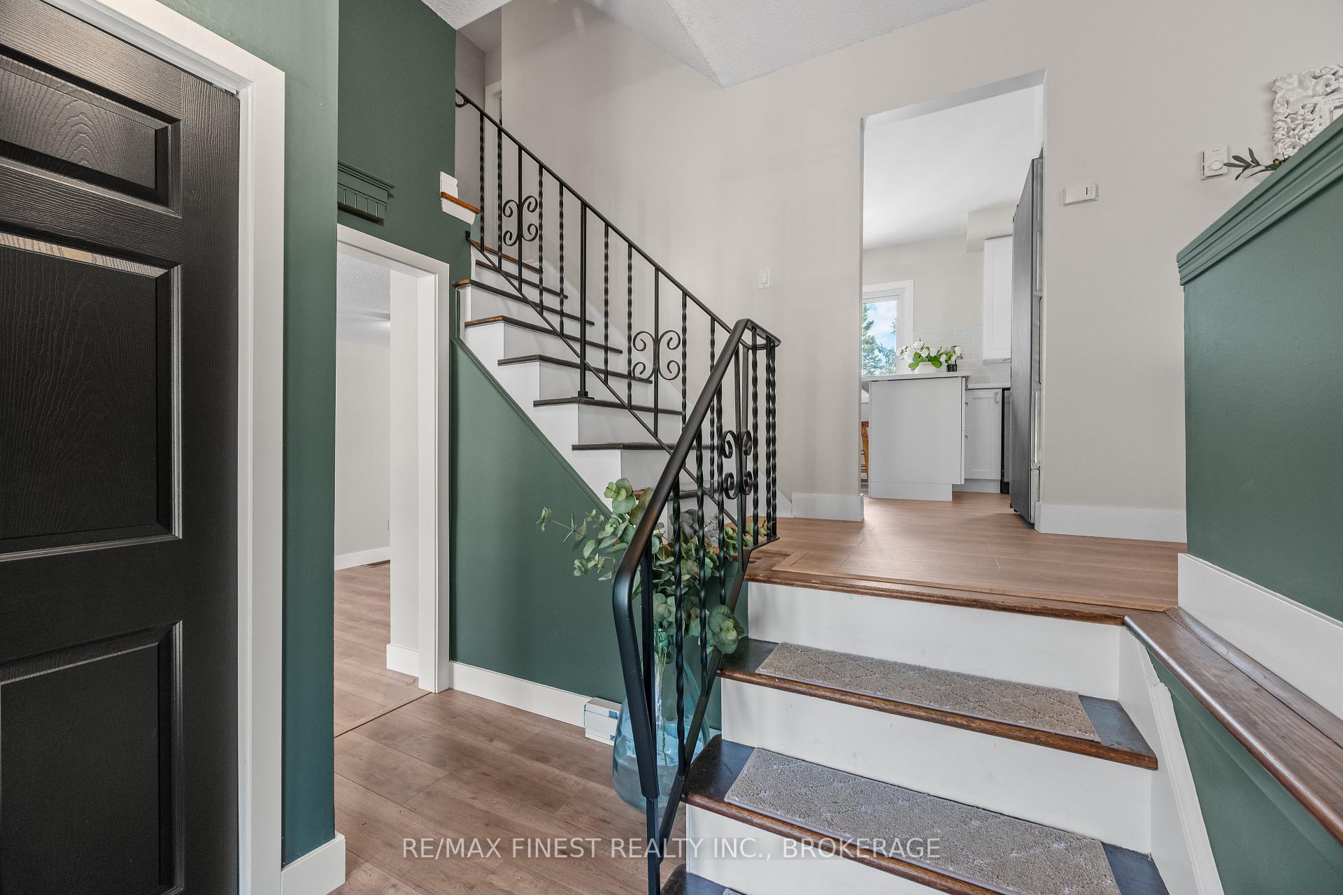 Photo 11 of 207 Meadow Crescent, Greater Napanee, Greater Napanee — HOMEH