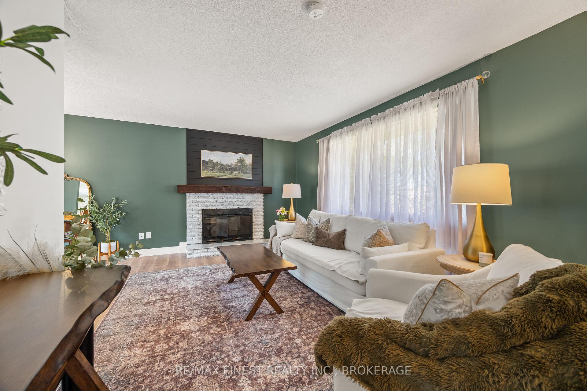 Photo 13 of 207 Meadow Crescent, Greater Napanee, Greater Napanee — HOMEH