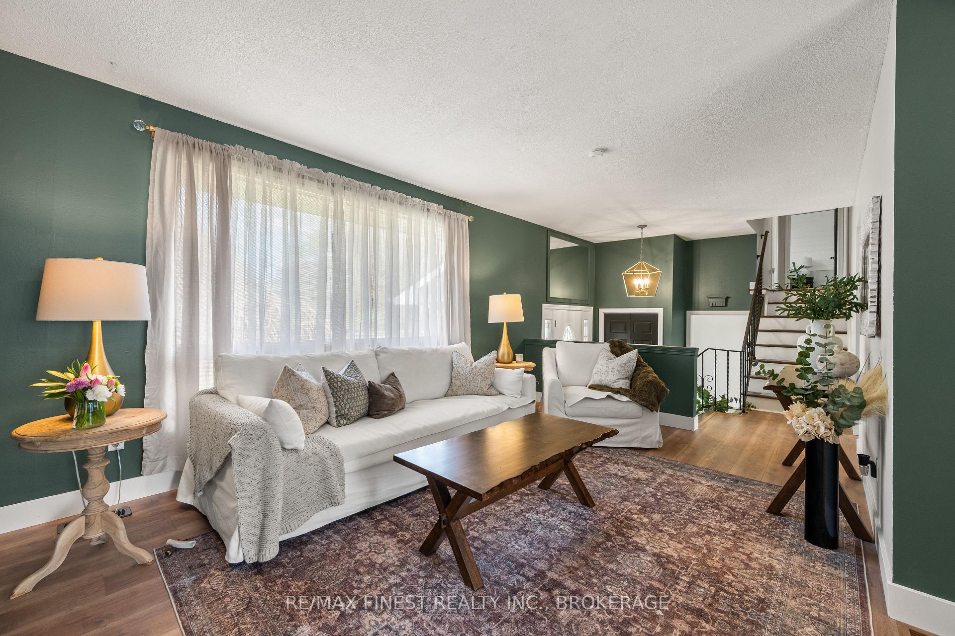 Photo 14 of 207 Meadow Crescent, Greater Napanee, Greater Napanee — HOMEH