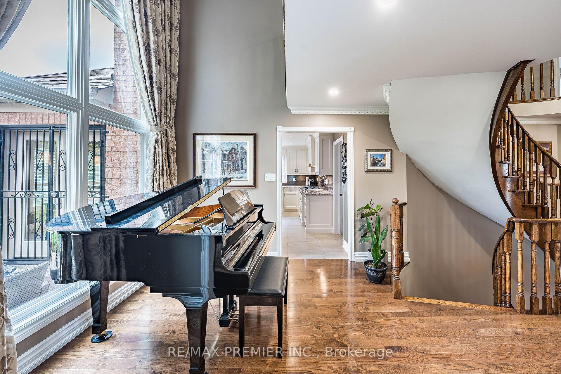 Photo 21 of 104 Cartwright Boulevard, Vaughan, East Woodbridge — HOMEH