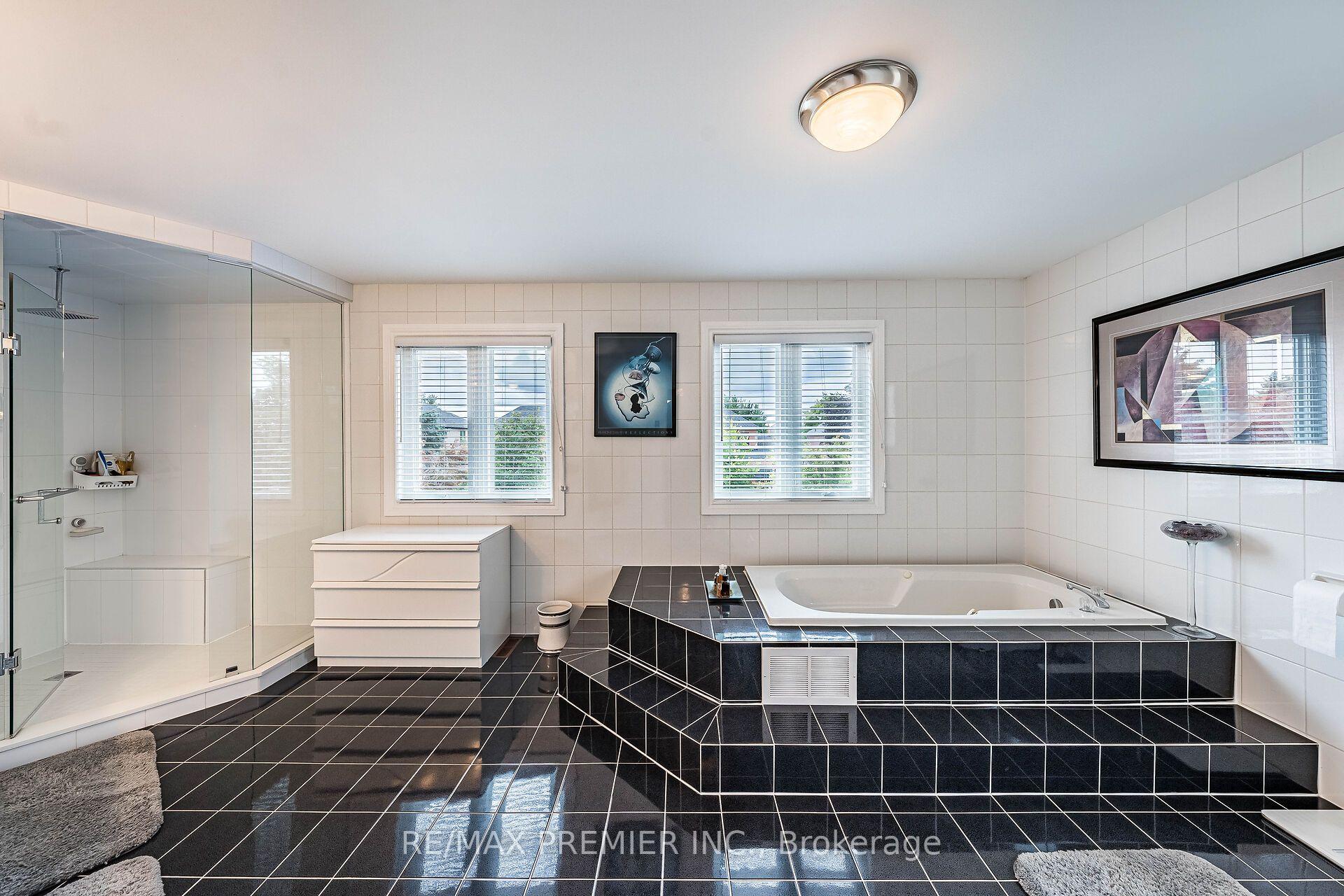 Photo 34 of 104 Cartwright Boulevard, Vaughan, East Woodbridge — HOMEH