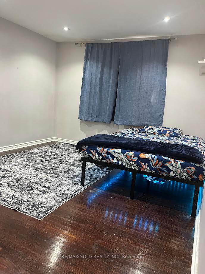 Photo 9 of Unit Upper, 7 Forsythia Road, Brampton, Southgate — HOMEH