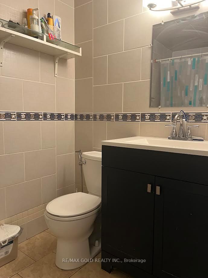 Photo 13 of Unit Upper, 7 Forsythia Road, Brampton, Southgate — HOMEH