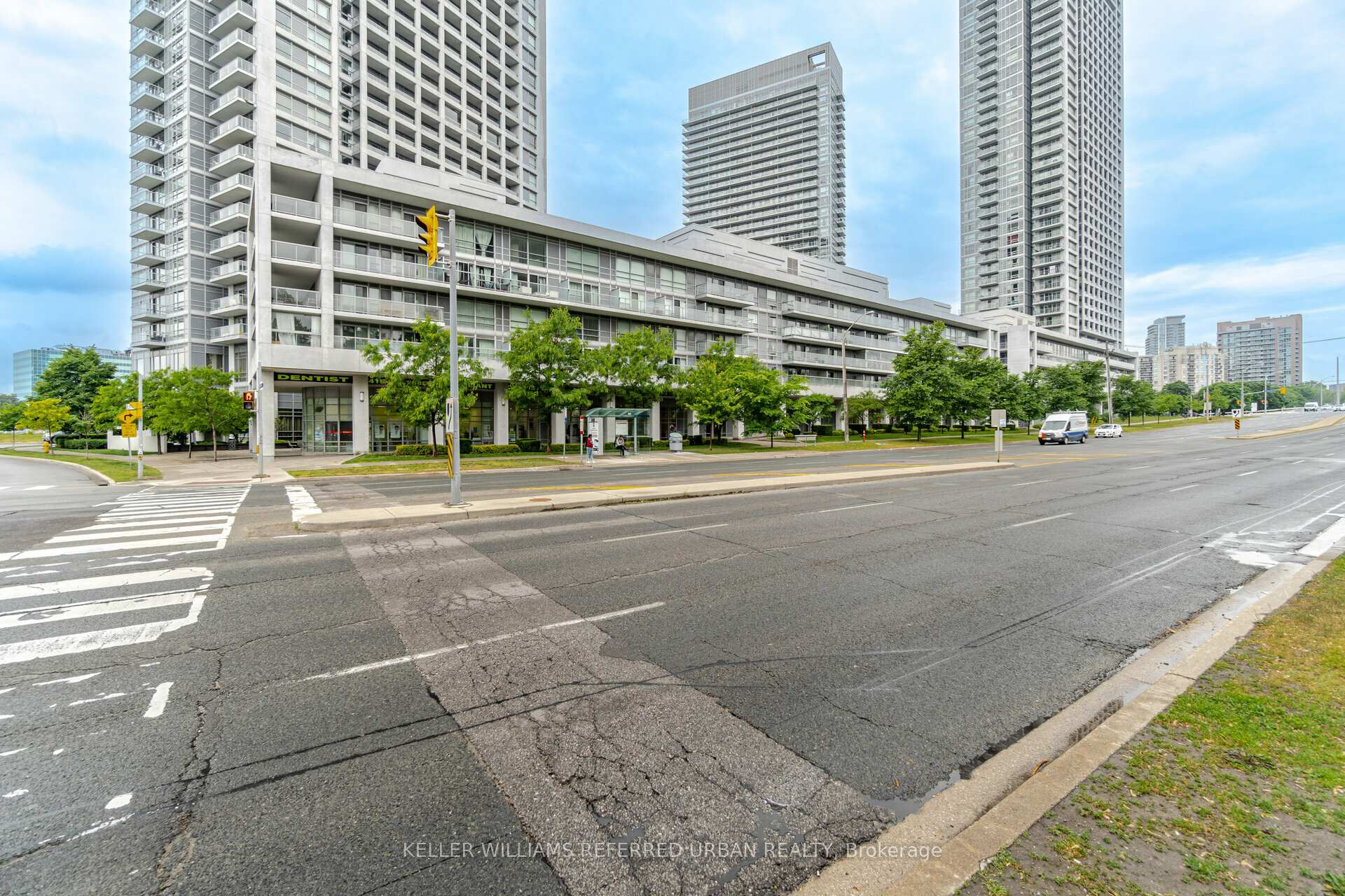 Photo 13 of Unit 335, 2035 Sheppard Avenue E, North York, Henry Farm — HOMEH