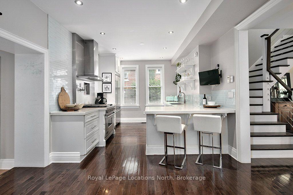 Photo 11 of 97 Bruce Street S, Blue Mountains — HOMEH