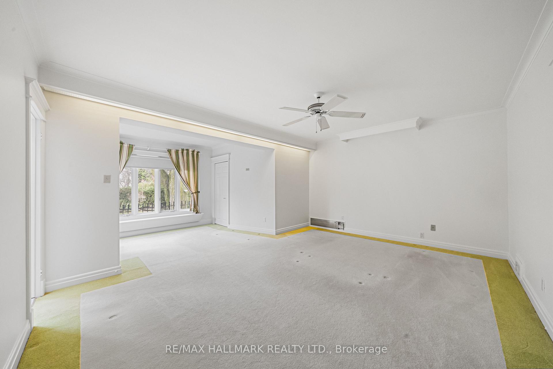 Photo 23 of 154 Valley Road, North York, Bridle Path-Sunnybrook-York Mills — HOMEH