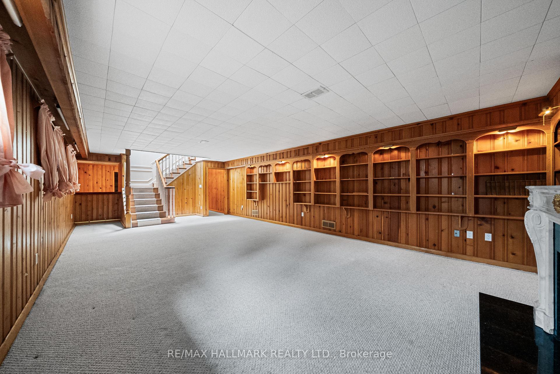 Photo 39 of 154 Valley Road, North York, Bridle Path-Sunnybrook-York Mills — HOMEH