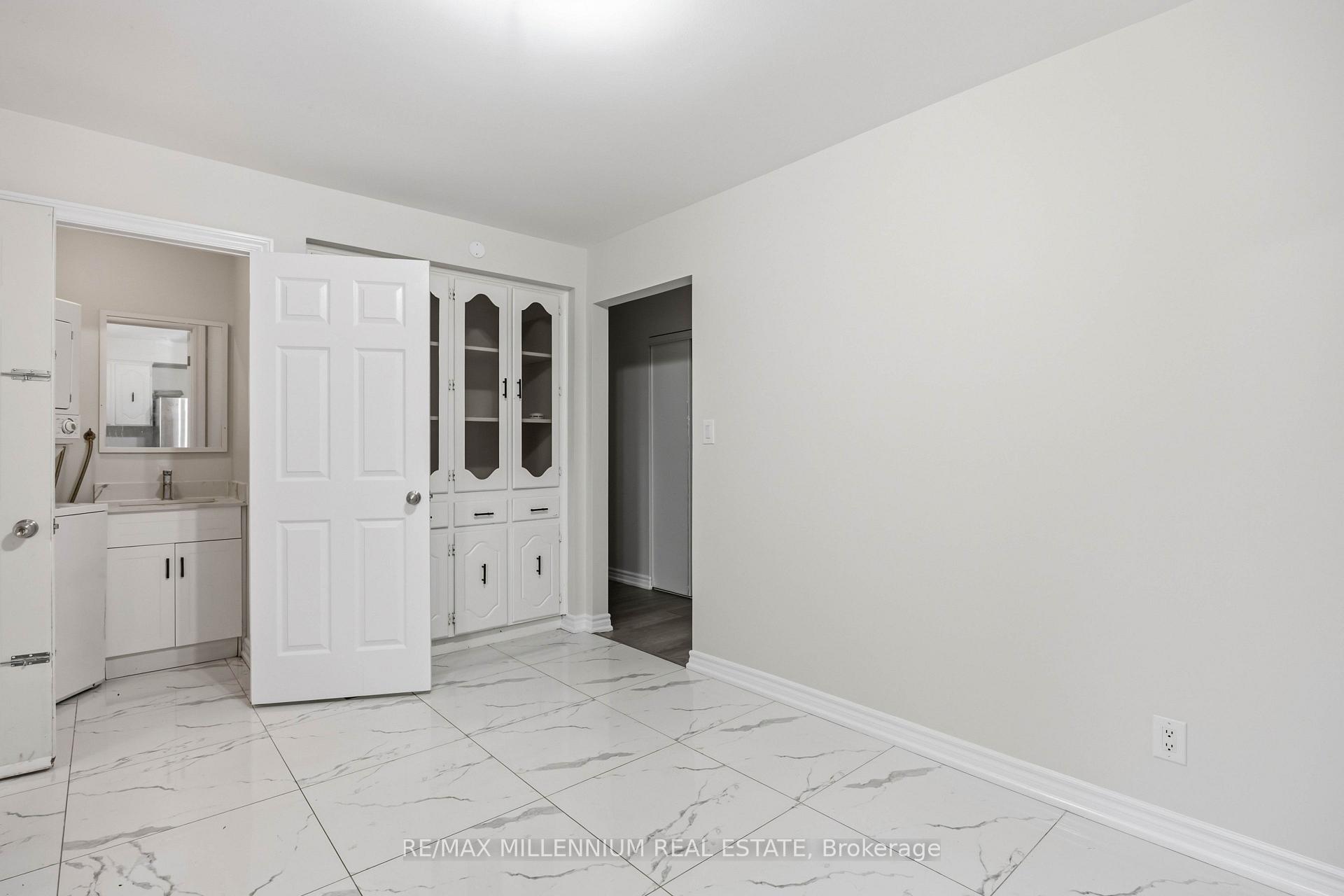 Photo 8 of 867 Wellington Street, Sarnia — HOMEH