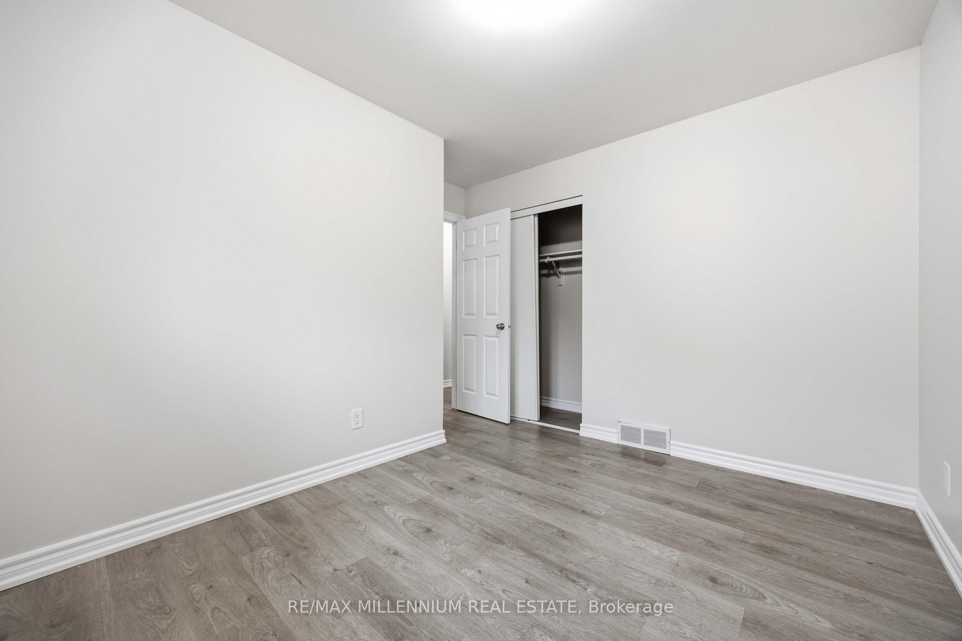 Photo 12 of 867 Wellington Street, Sarnia — HOMEH