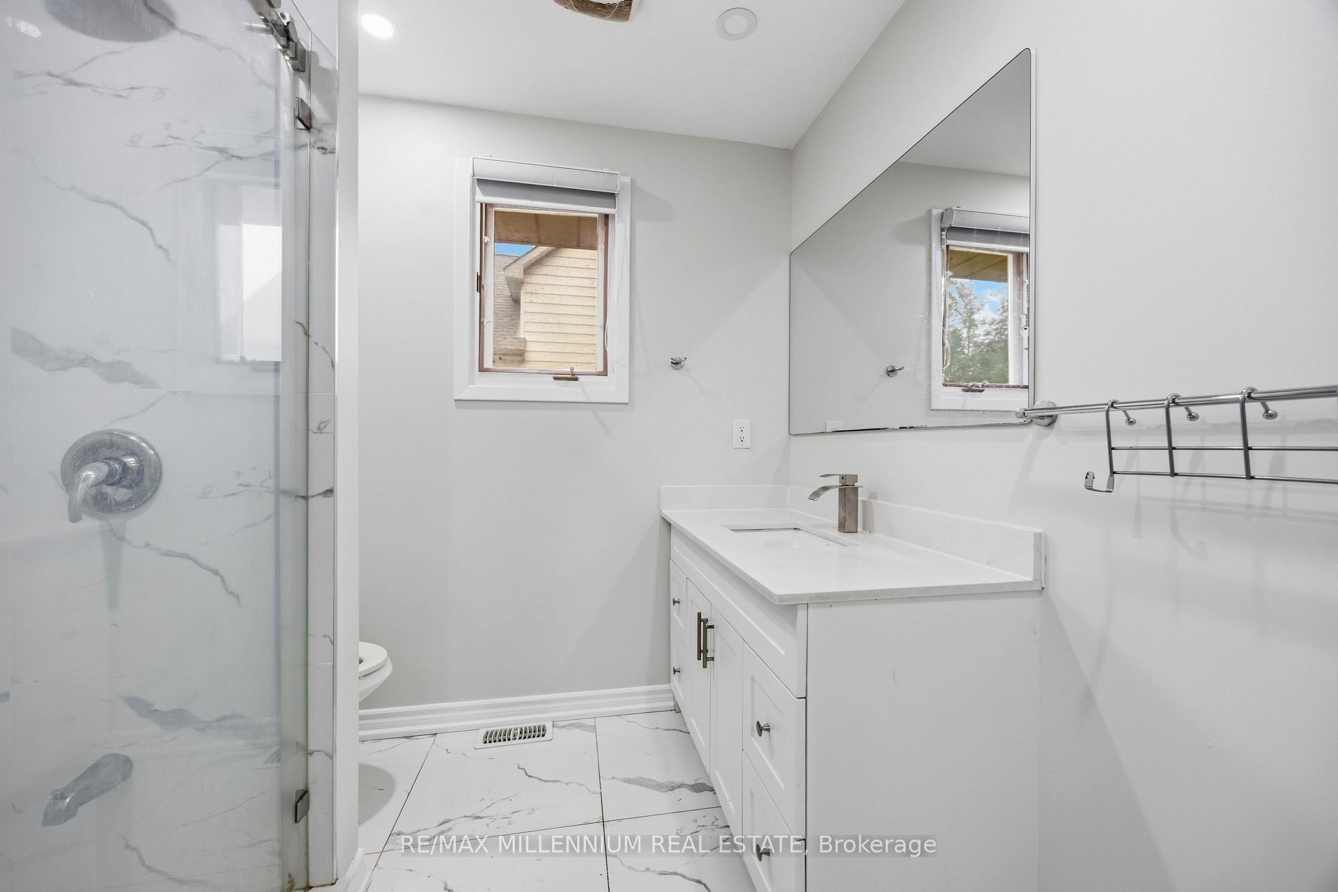 Photo 14 of 867 Wellington Street, Sarnia — HOMEH