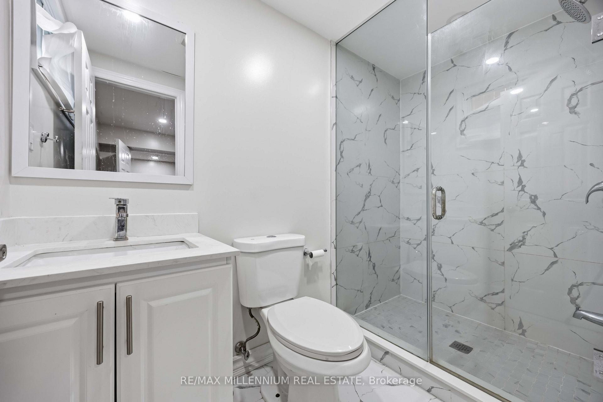Photo 17 of 867 Wellington Street, Sarnia — HOMEH