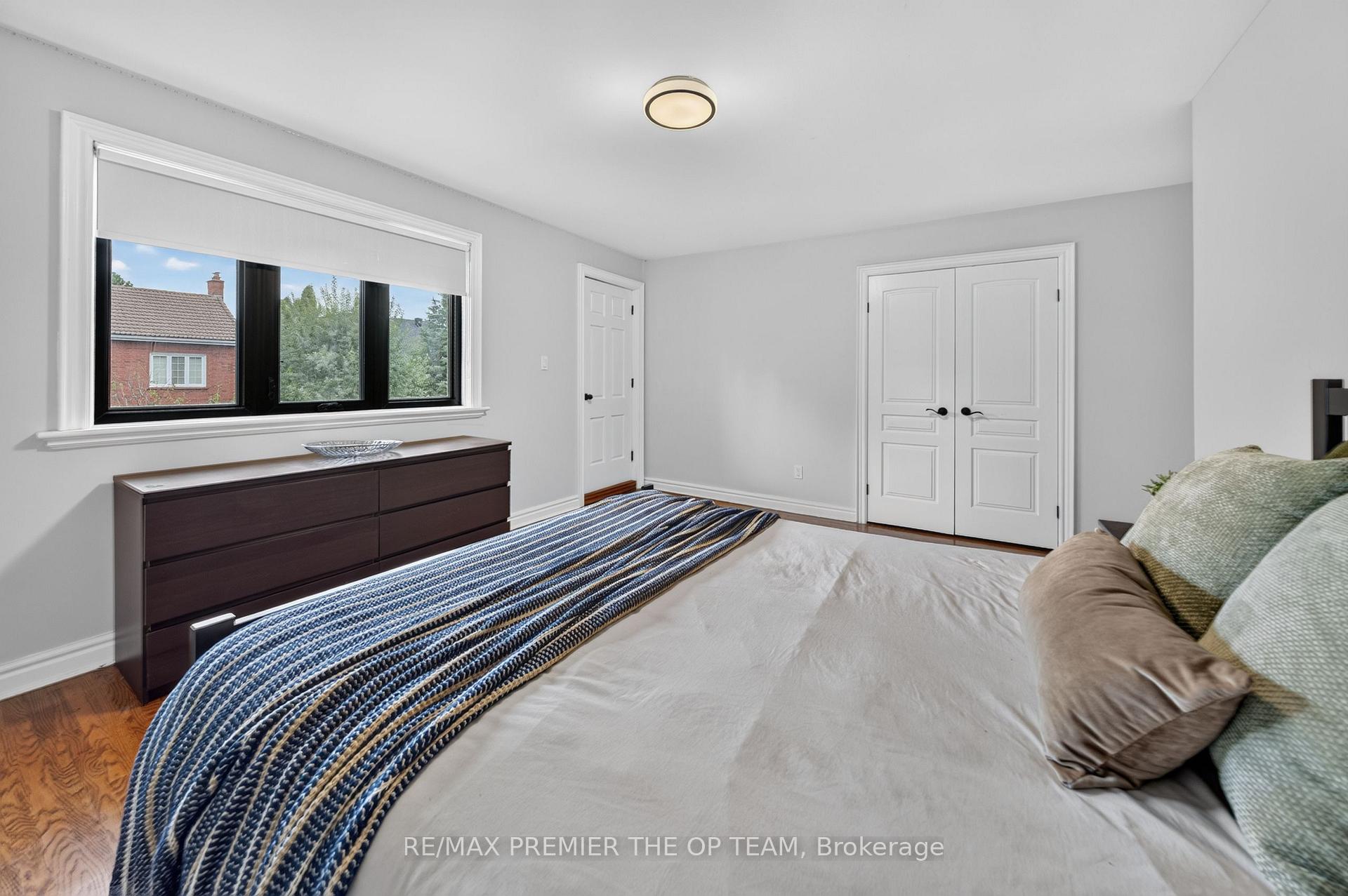 Photo 20 of 155 Dianawood Ridge, Vaughan, East Woodbridge — HOMEH