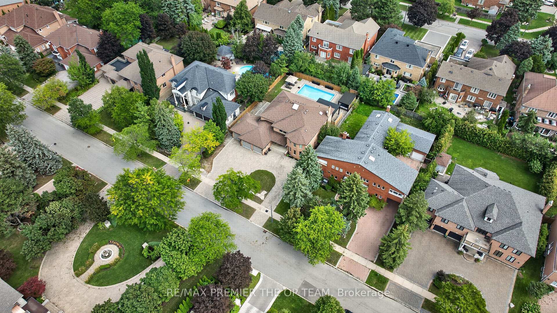 Photo 36 of 155 Dianawood Ridge, Vaughan, East Woodbridge — HOMEH