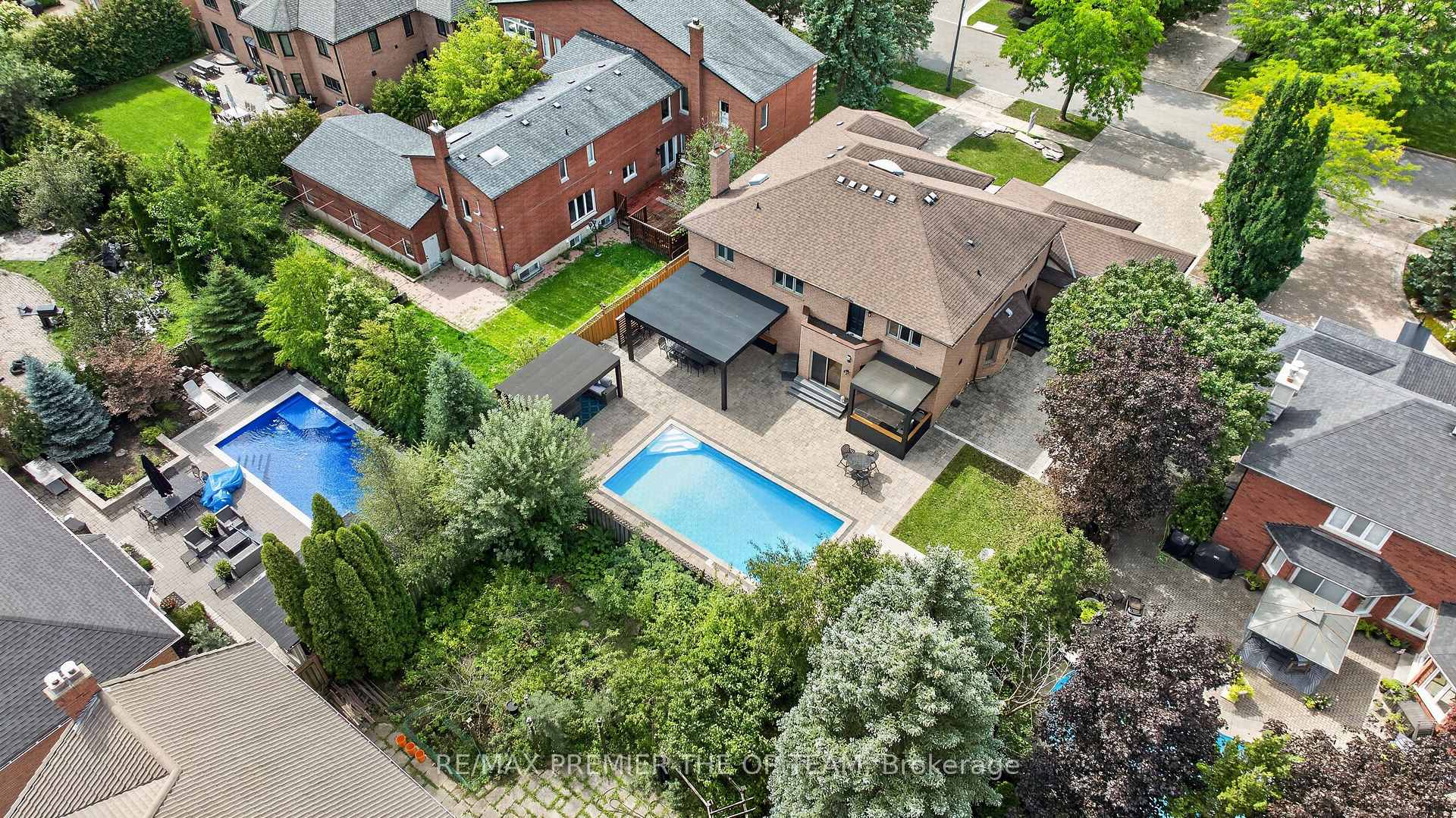 Photo 38 of 155 Dianawood Ridge, Vaughan, East Woodbridge — HOMEH
