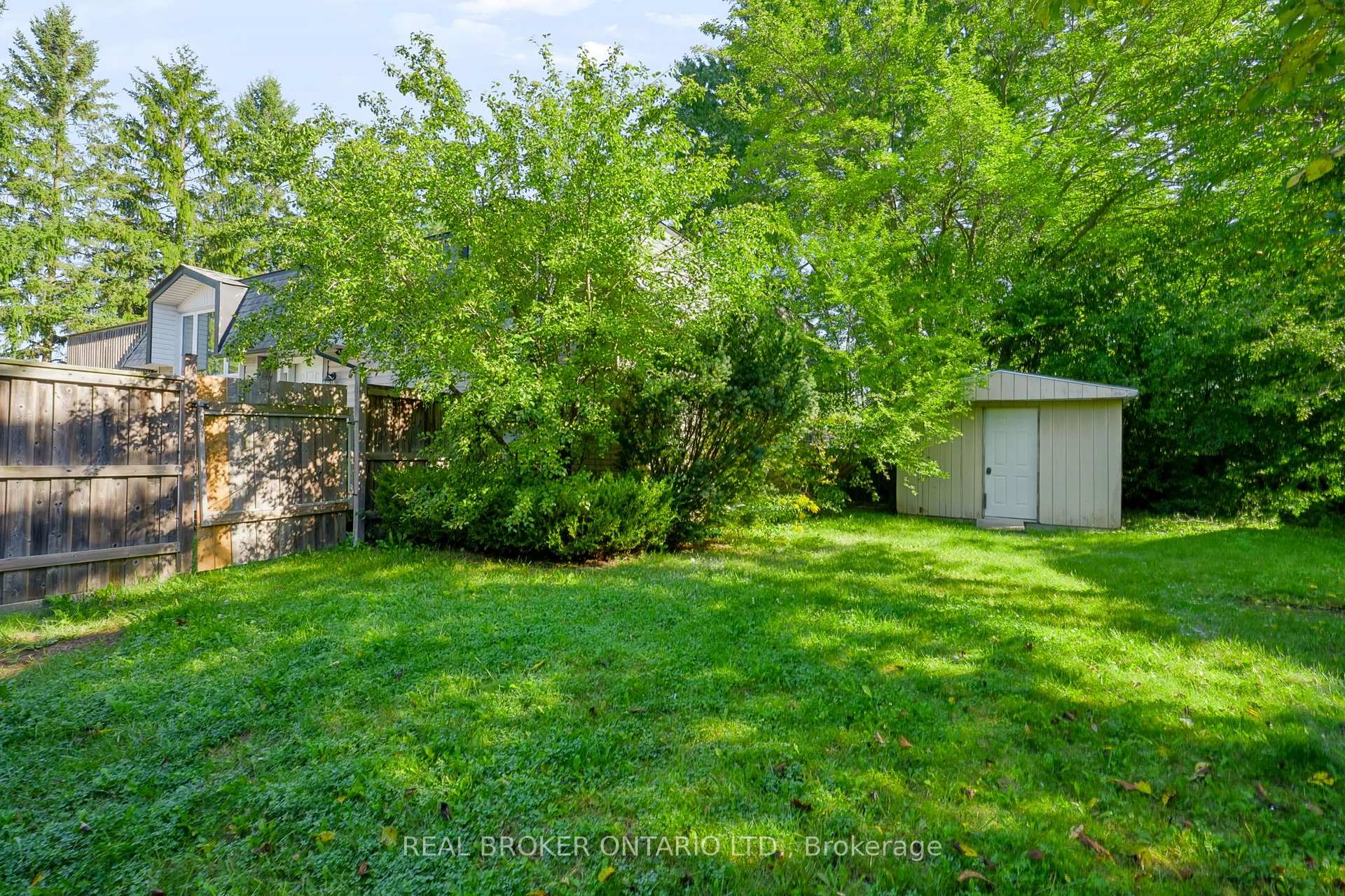 Photo 36 of 5 Nathaniel Crescent, Kitchener, Pioneer Park — HOMEH