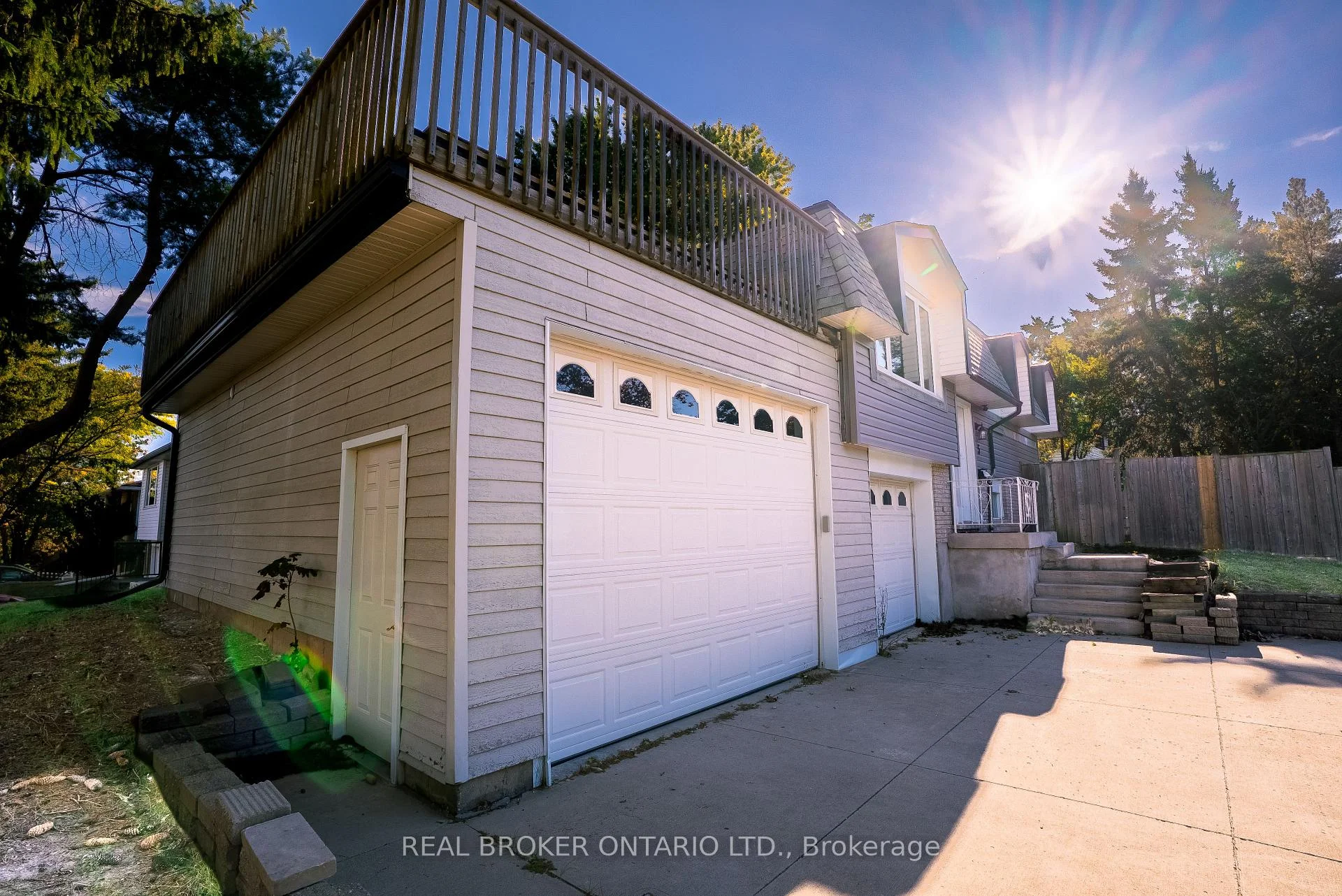 Photo 5 of 5 Nathaniel Crescent, Kitchener, Pioneer Park — HOMEH