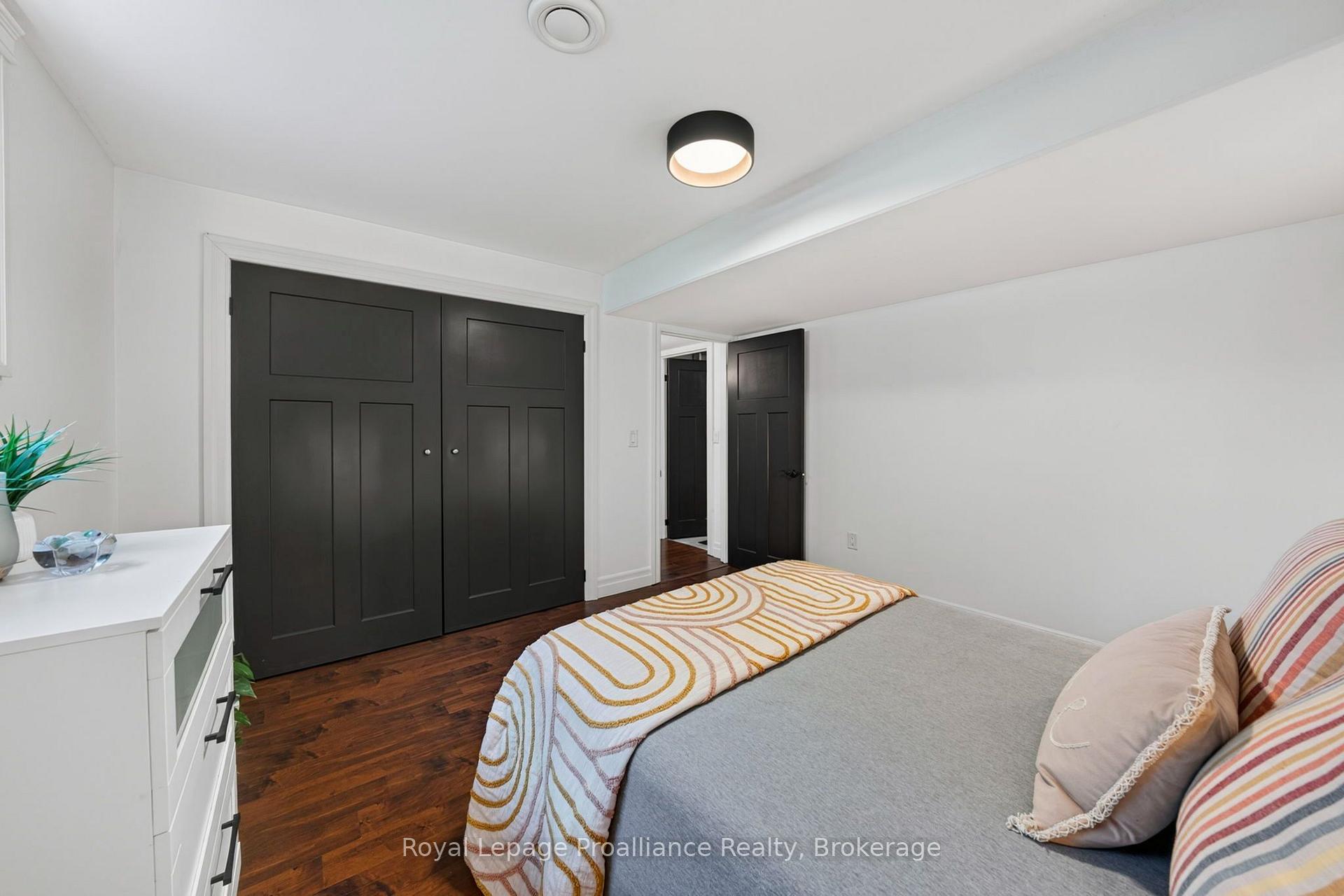 Photo 35 of 16 Butternut Court, Belleville, Belleville Ward — HOMEH