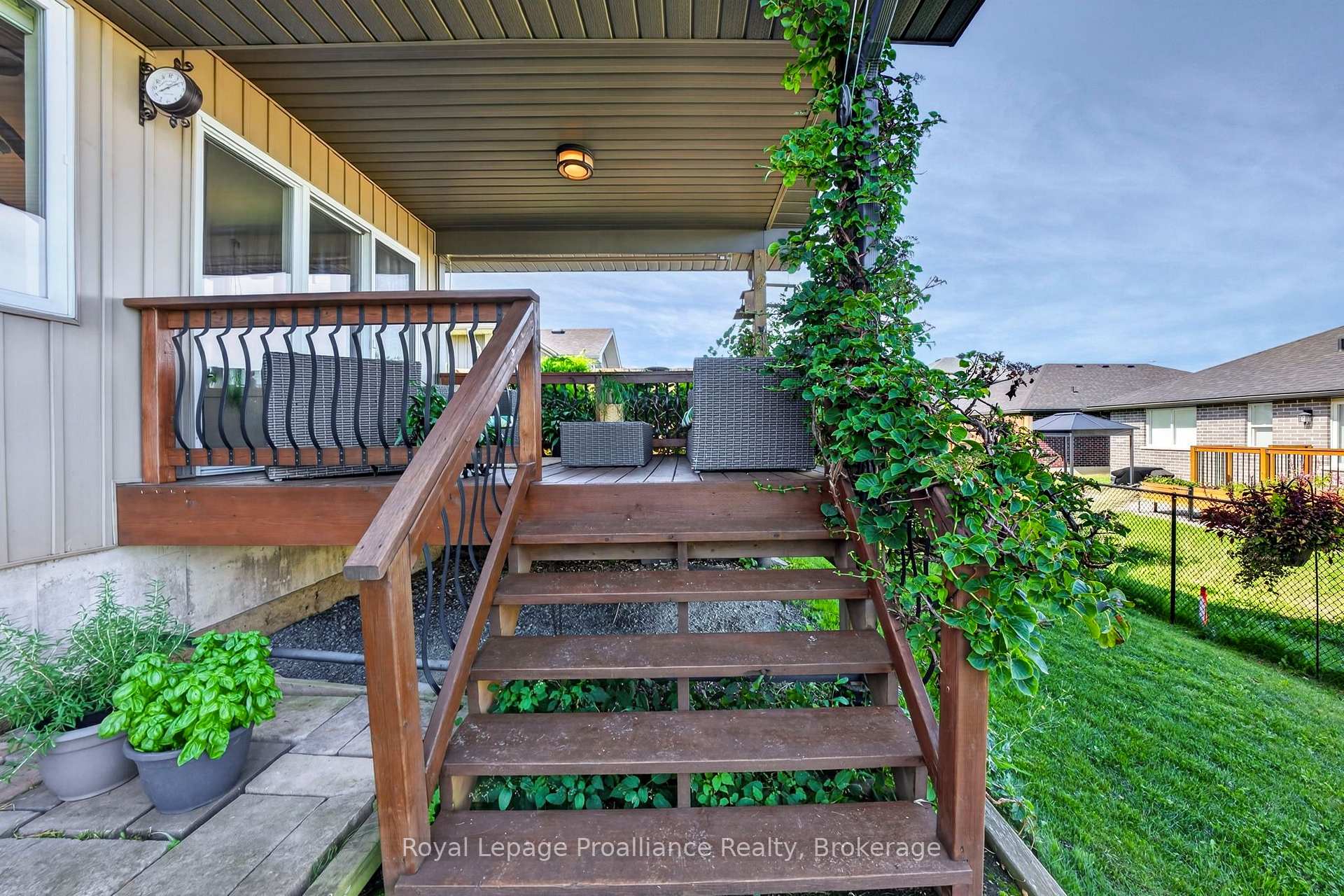 Photo 41 of 16 Butternut Court, Belleville, Belleville Ward — HOMEH