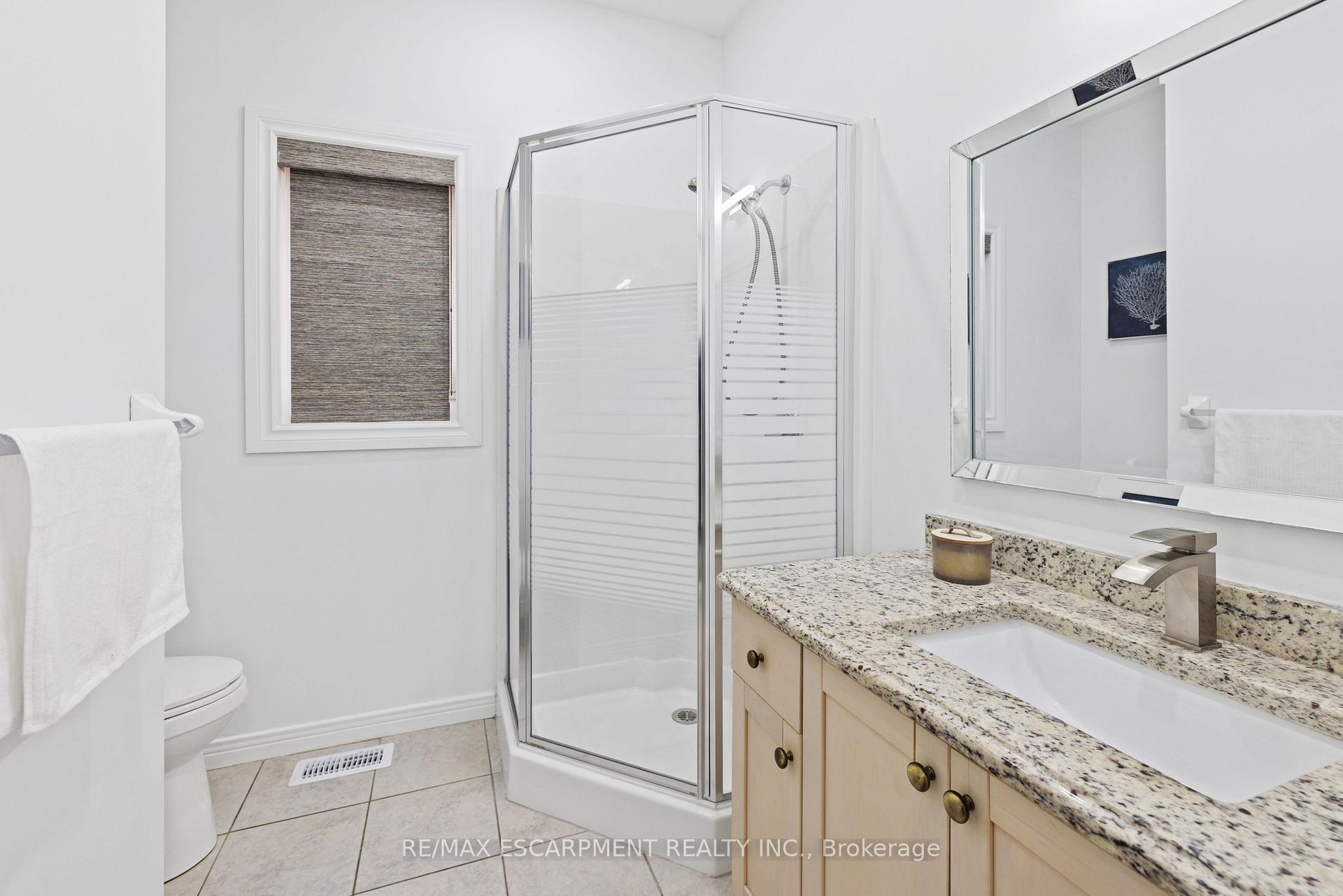 Photo 9 of 39 McKibbon Avenue, Hamilton, Rural Glanbrook — HOMEH