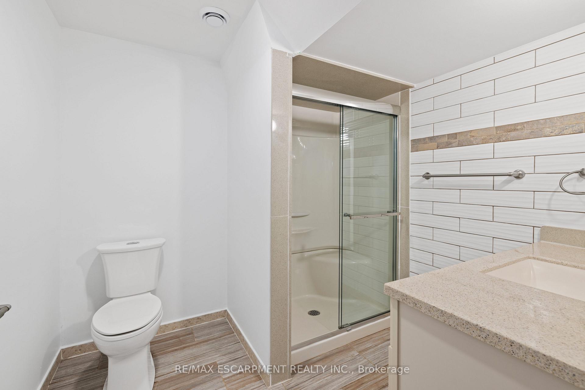 Photo 22 of 39 McKibbon Avenue, Hamilton, Rural Glanbrook — HOMEH