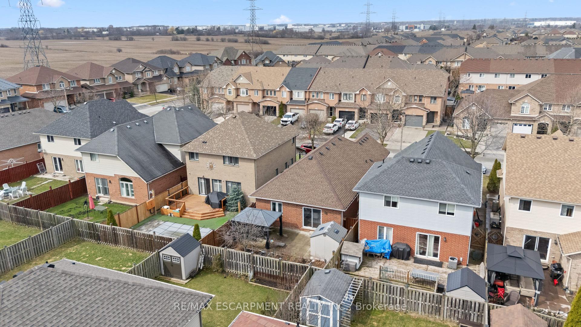 Photo 34 of 39 McKibbon Avenue, Hamilton, Rural Glanbrook — HOMEH