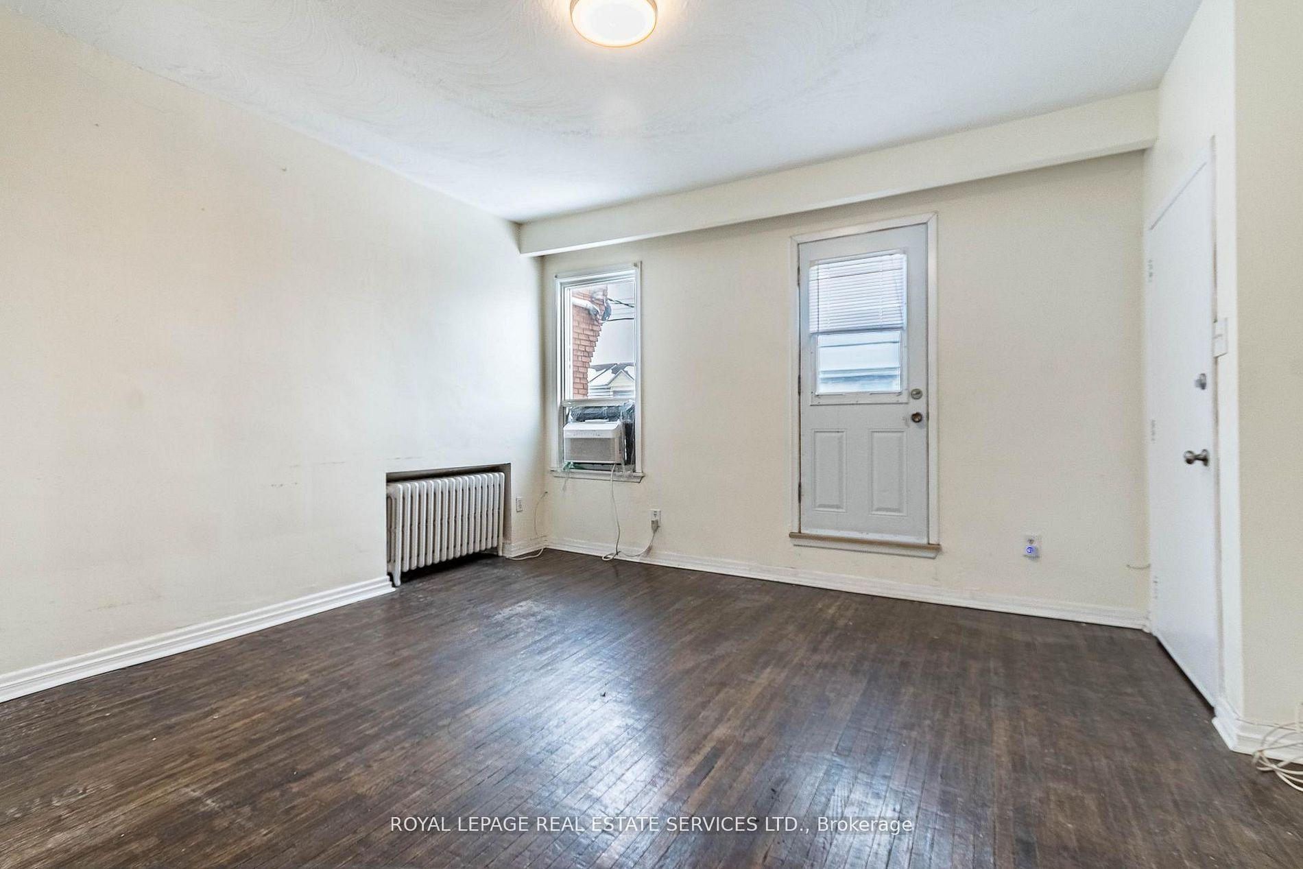 Photo 9 of 1160 Dufferin Street, Toronto, Dovercourt-Wallace Emerson-Junction — HOMEH