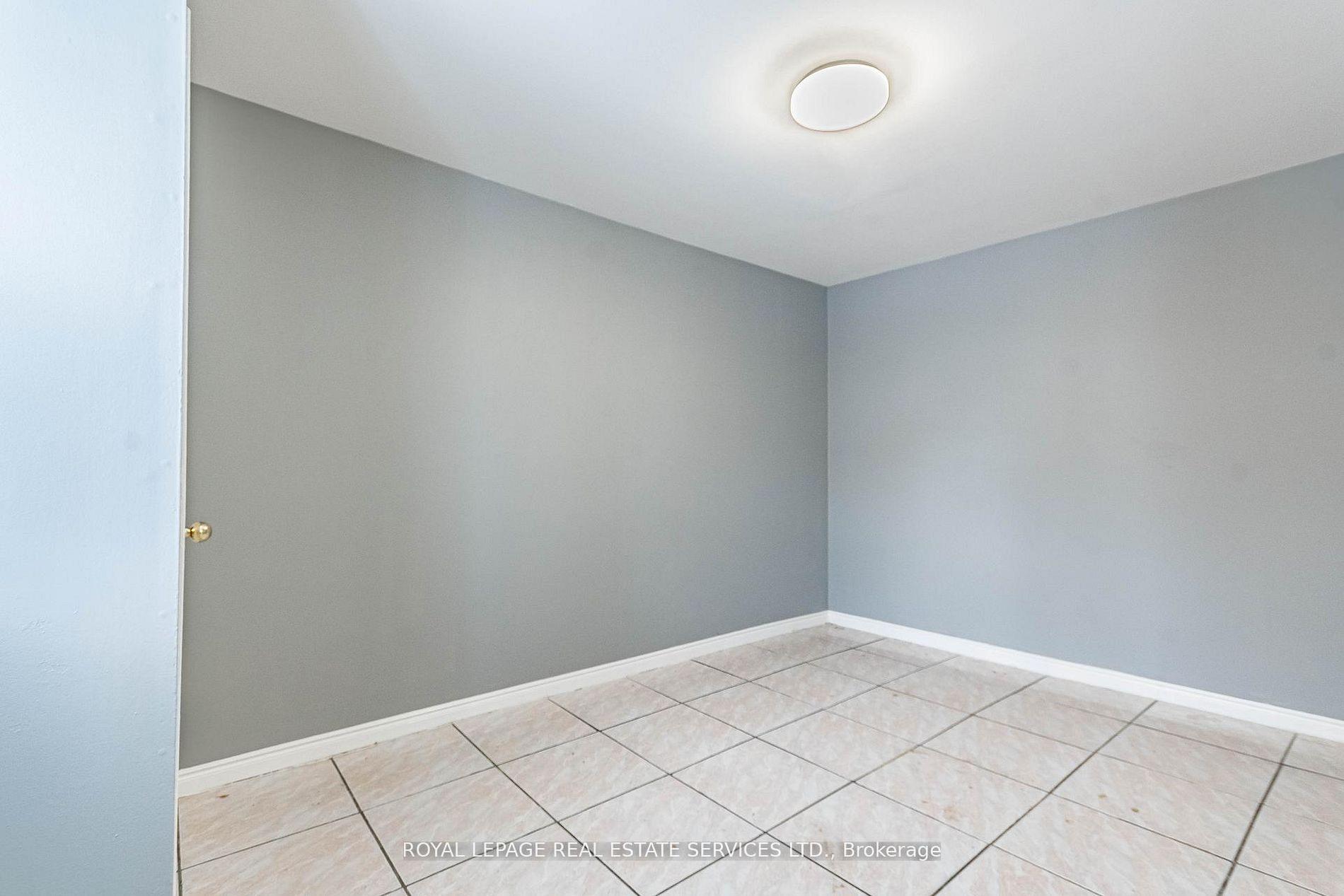 Photo 19 of 1160 Dufferin Street, Toronto, Dovercourt-Wallace Emerson-Junction — HOMEH