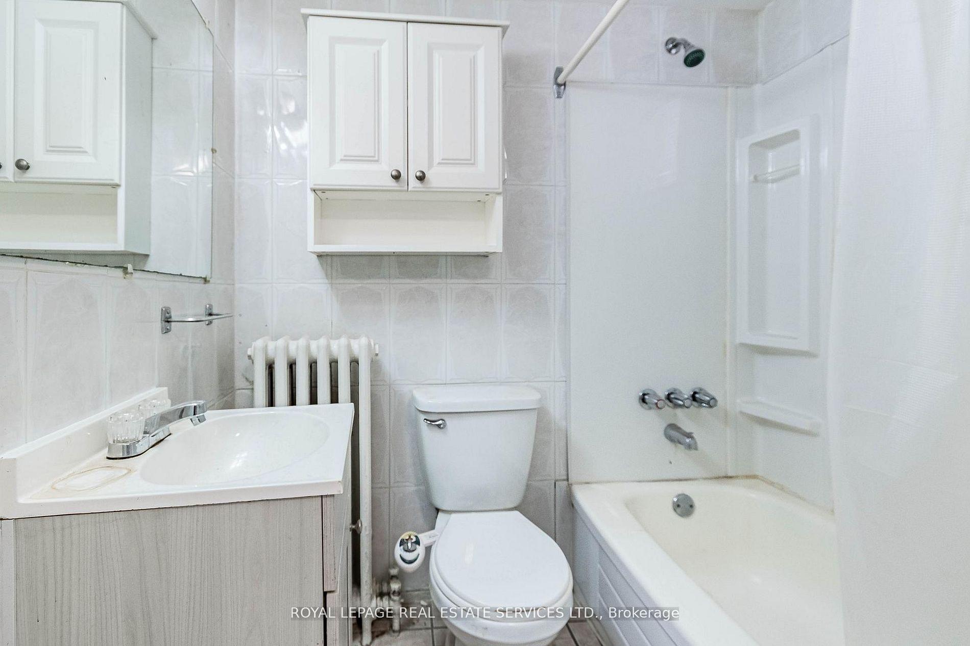 Photo 20 of 1160 Dufferin Street, Toronto, Dovercourt-Wallace Emerson-Junction — HOMEH