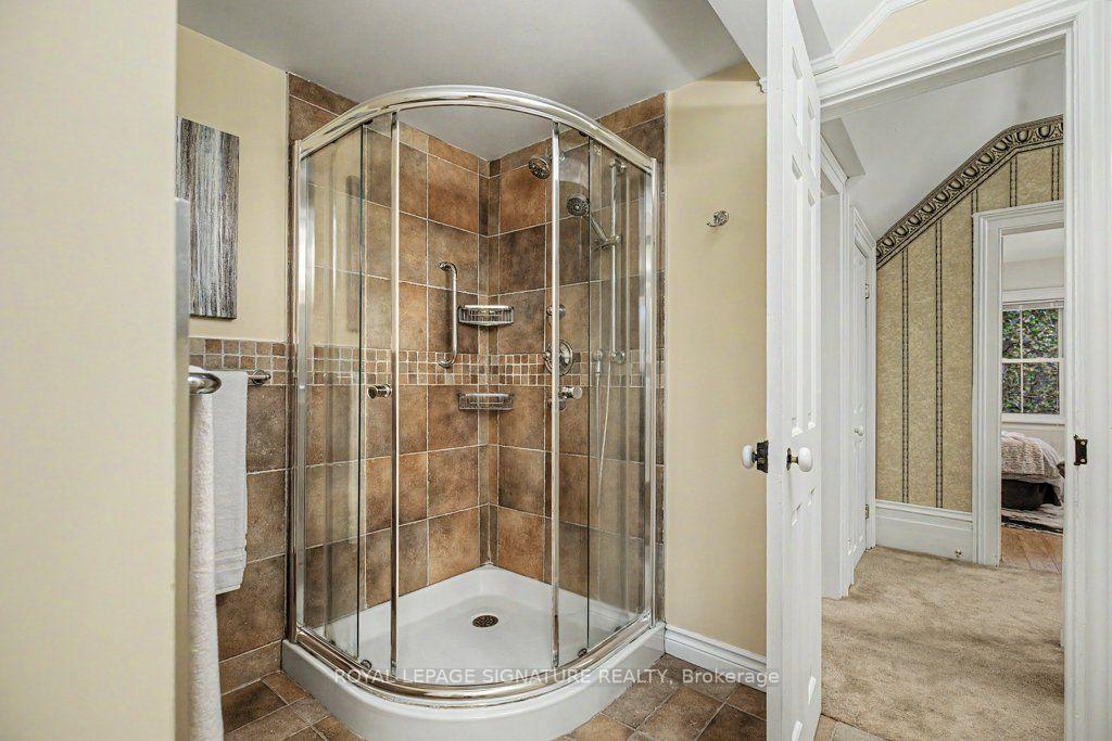 Photo 23 of 311 Byron Street N, Whitby, Downtown Whitby — HOMEH