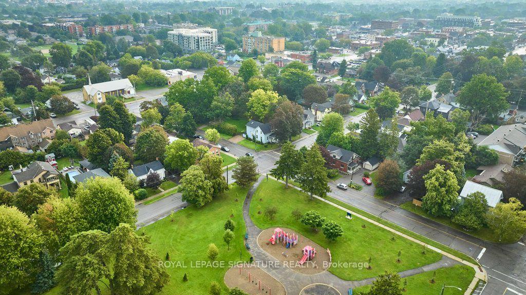 Photo 35 of 311 Byron Street N, Whitby, Downtown Whitby — HOMEH