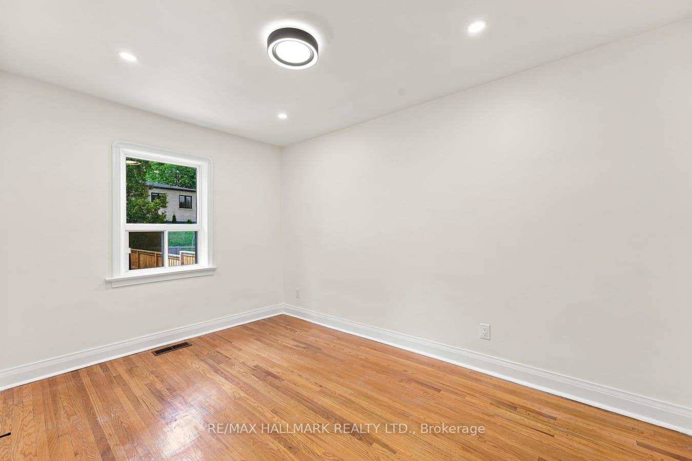 Photo 14 of 32 Denvale Road, Toronto, O'Connor-Parkview — HOMEH