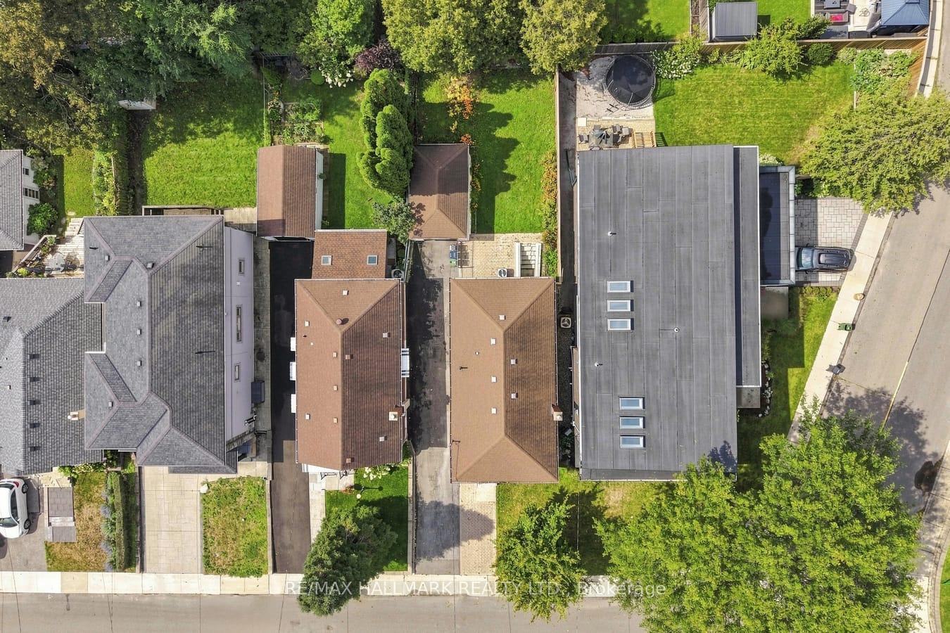 Photo 33 of 32 Denvale Road, Toronto, O'Connor-Parkview — HOMEH