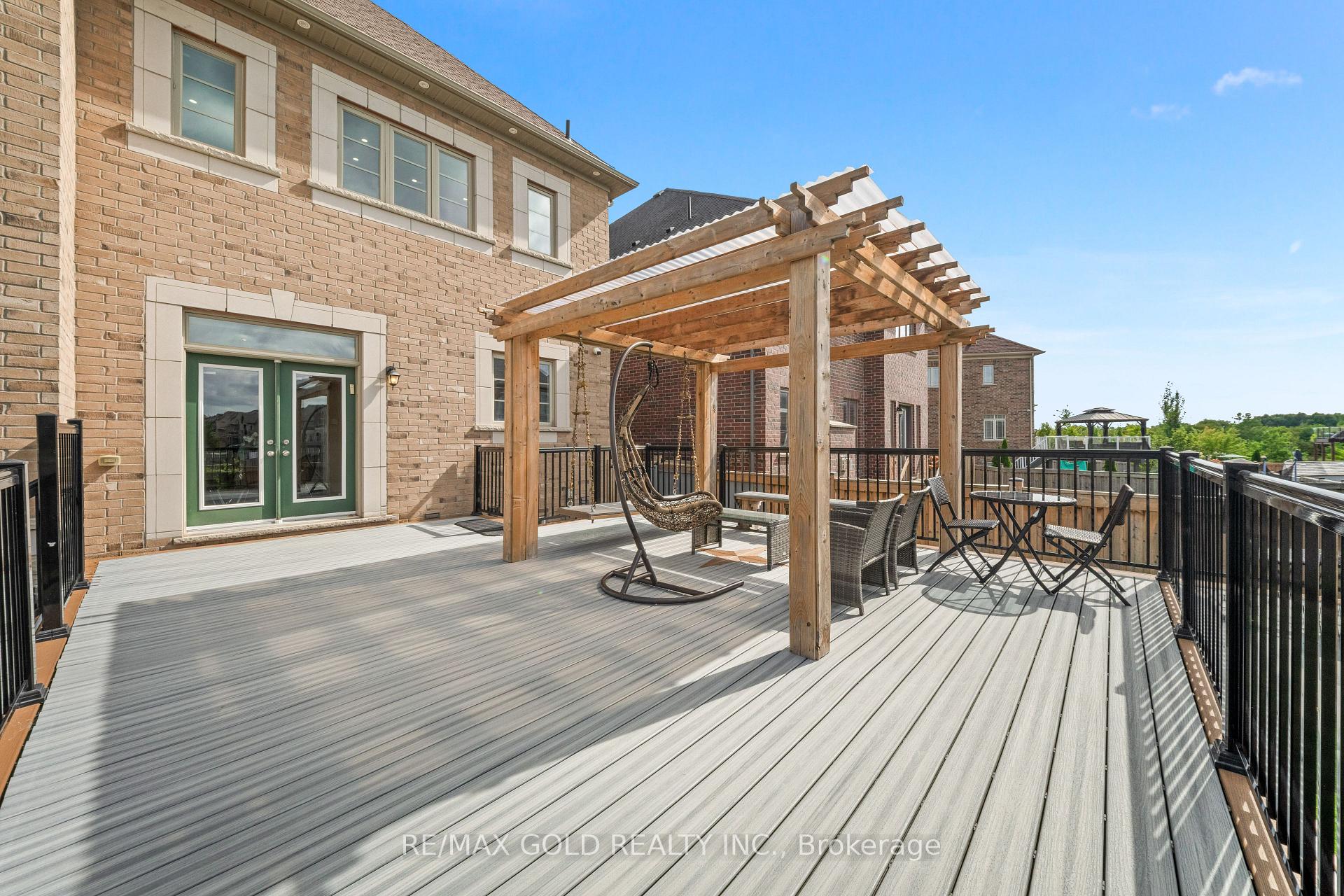 Photo 37 of 54 Gordon Randle Drive, Brampton, Toronto Gore Rural Estate — HOMEH
