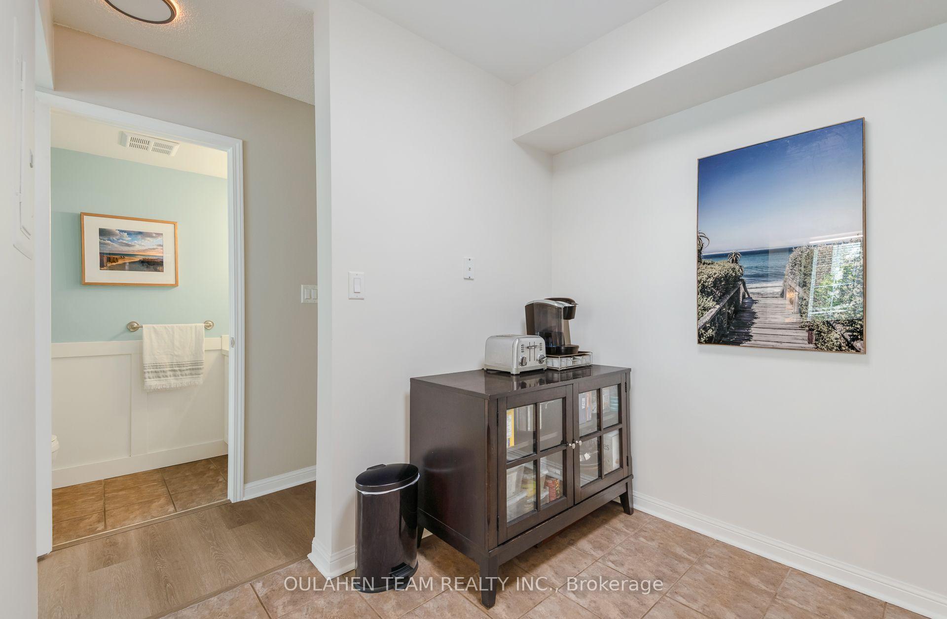 Photo 12 of Unit 1011, 5 Everson Drive, North York, Willowdale East — HOMEH