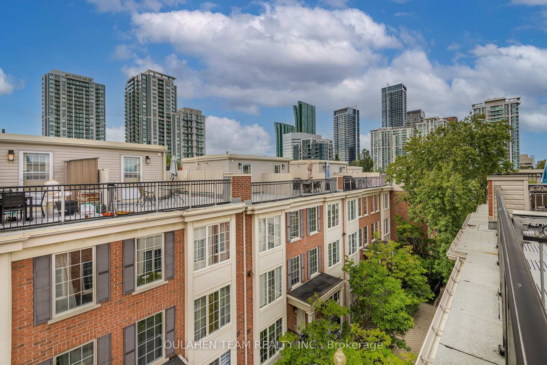 Photo 29 of Unit 1011, 5 Everson Drive, North York, Willowdale East — HOMEH
