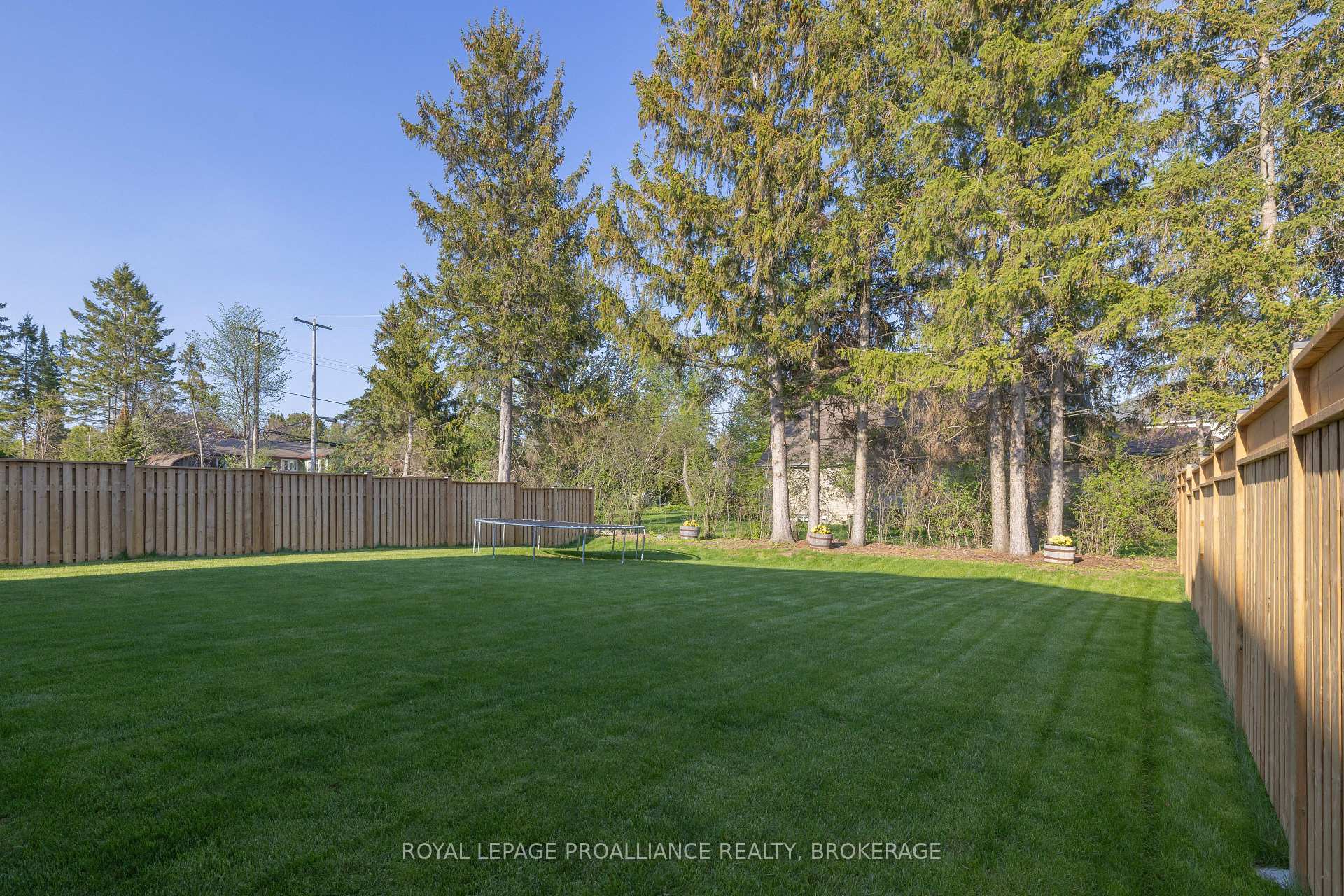 Photo 4 of 620 Graceland Avenue, Kingston, South of Taylor-Kidd Blvd — HOMEH