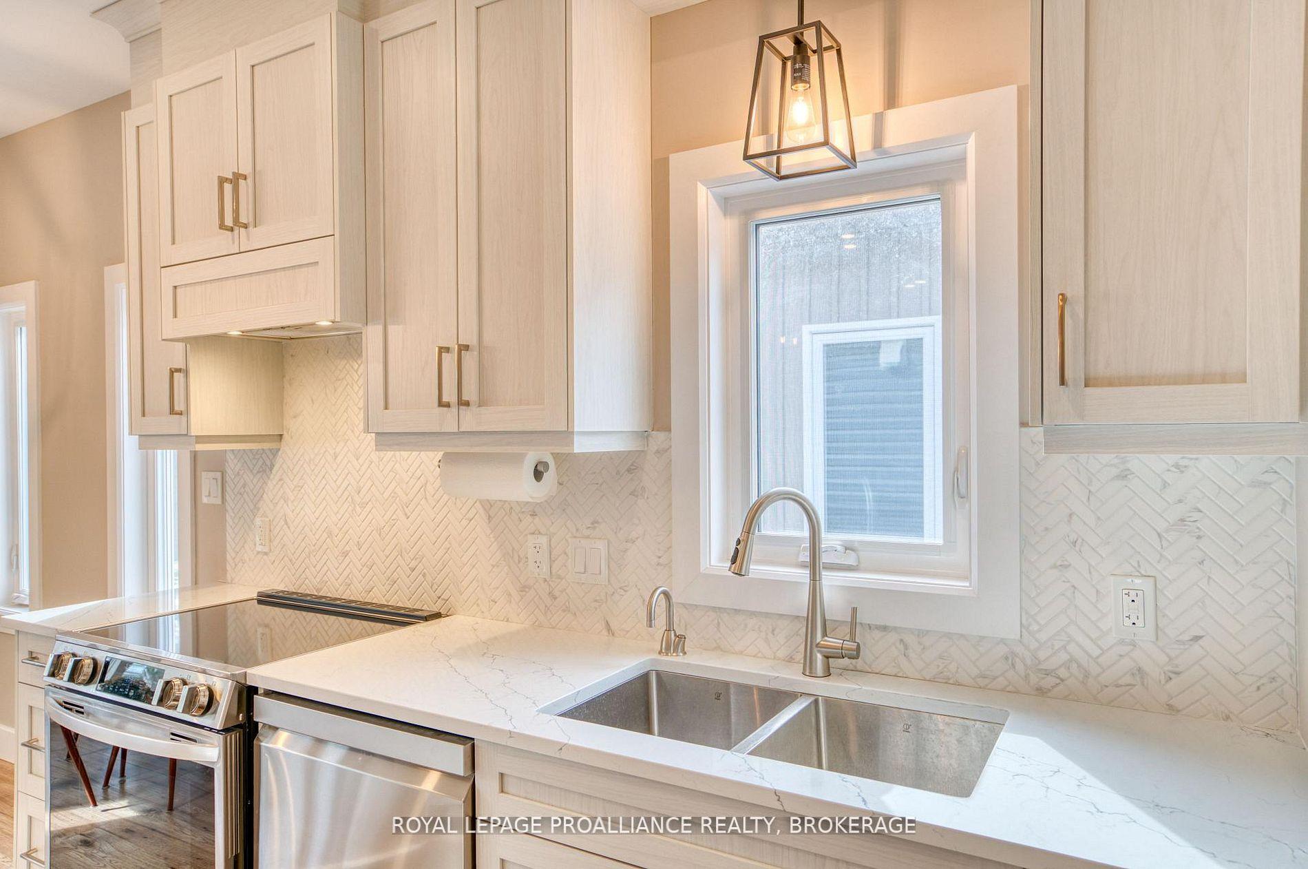 Photo 13 of 620 Graceland Avenue, Kingston, South of Taylor-Kidd Blvd — HOMEH